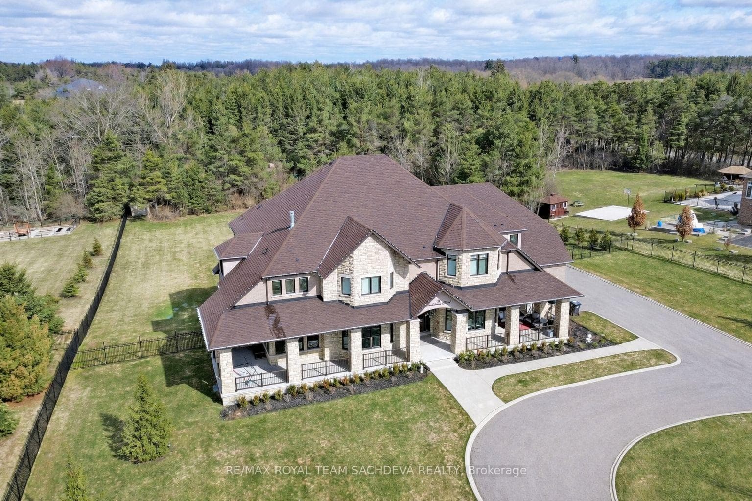 76 Buckstown Trail, Caledon, ON L7E 3E8 - Photo 1