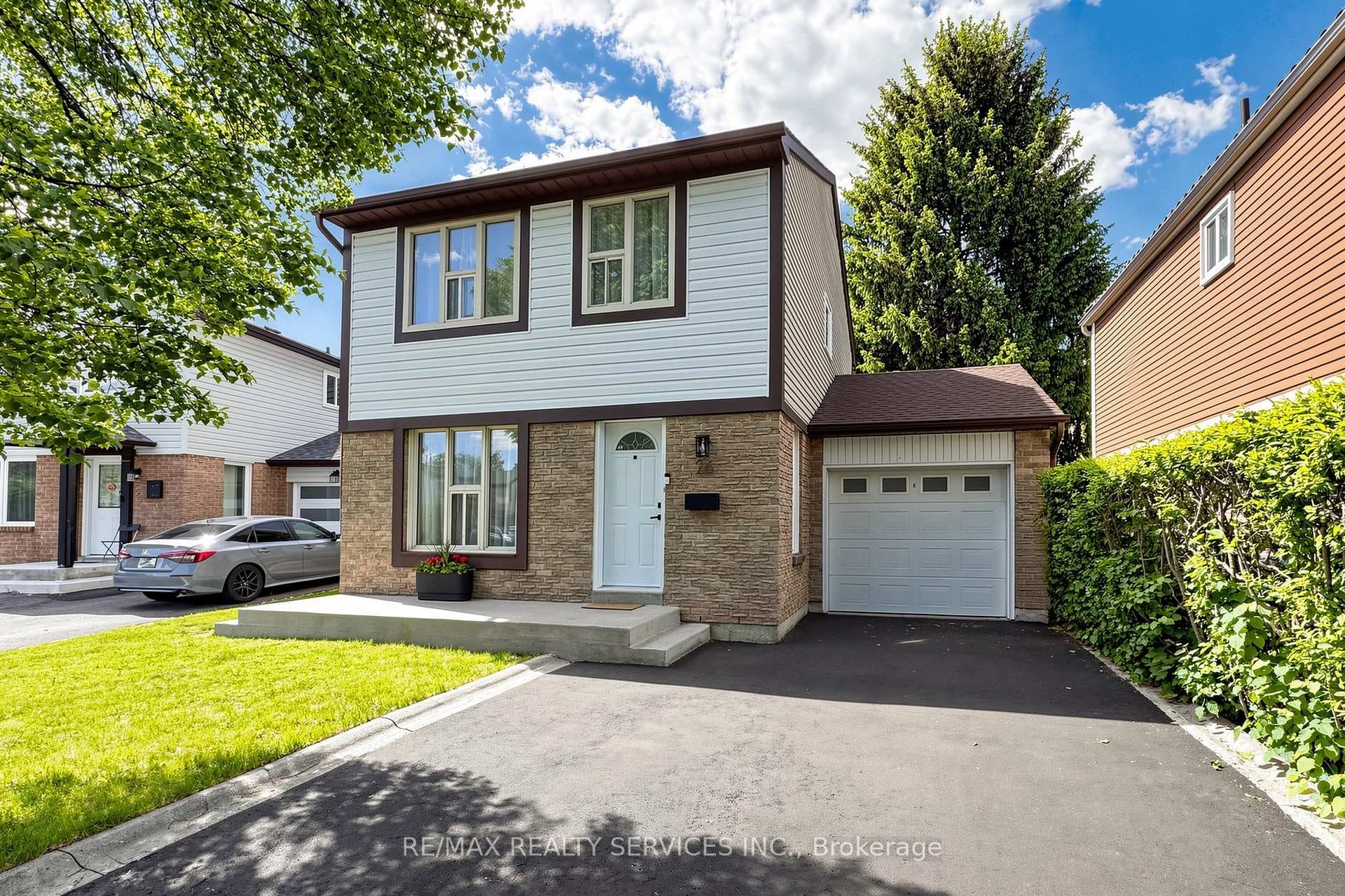 26 Mayfair Crescent, Brampton, ON L6S 3N4 - Photo 1