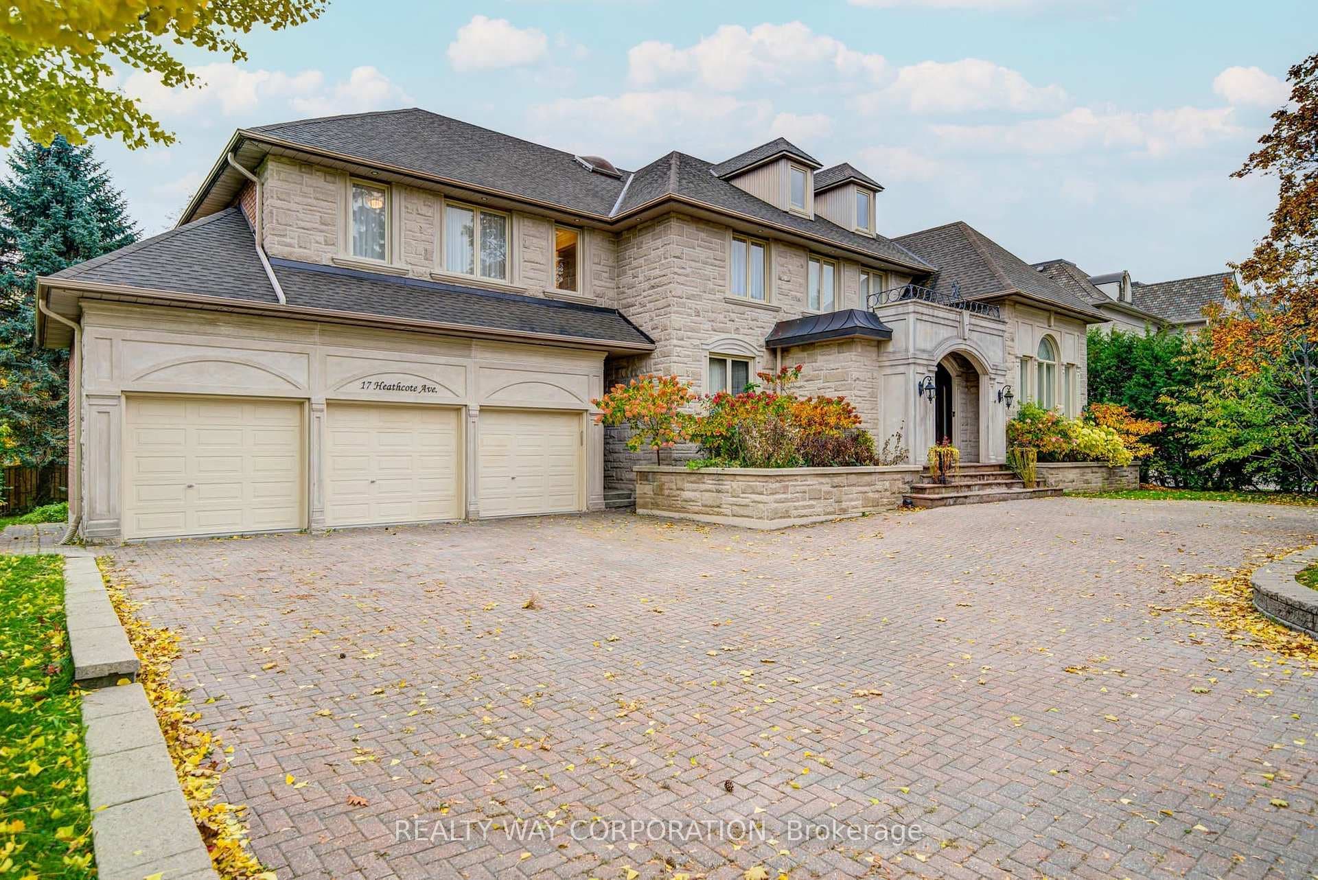 17 Heathcote Avenue, Bridle Path / York Mills / Hoggs Hollow, ON M2L 1Y6 - Photo 1