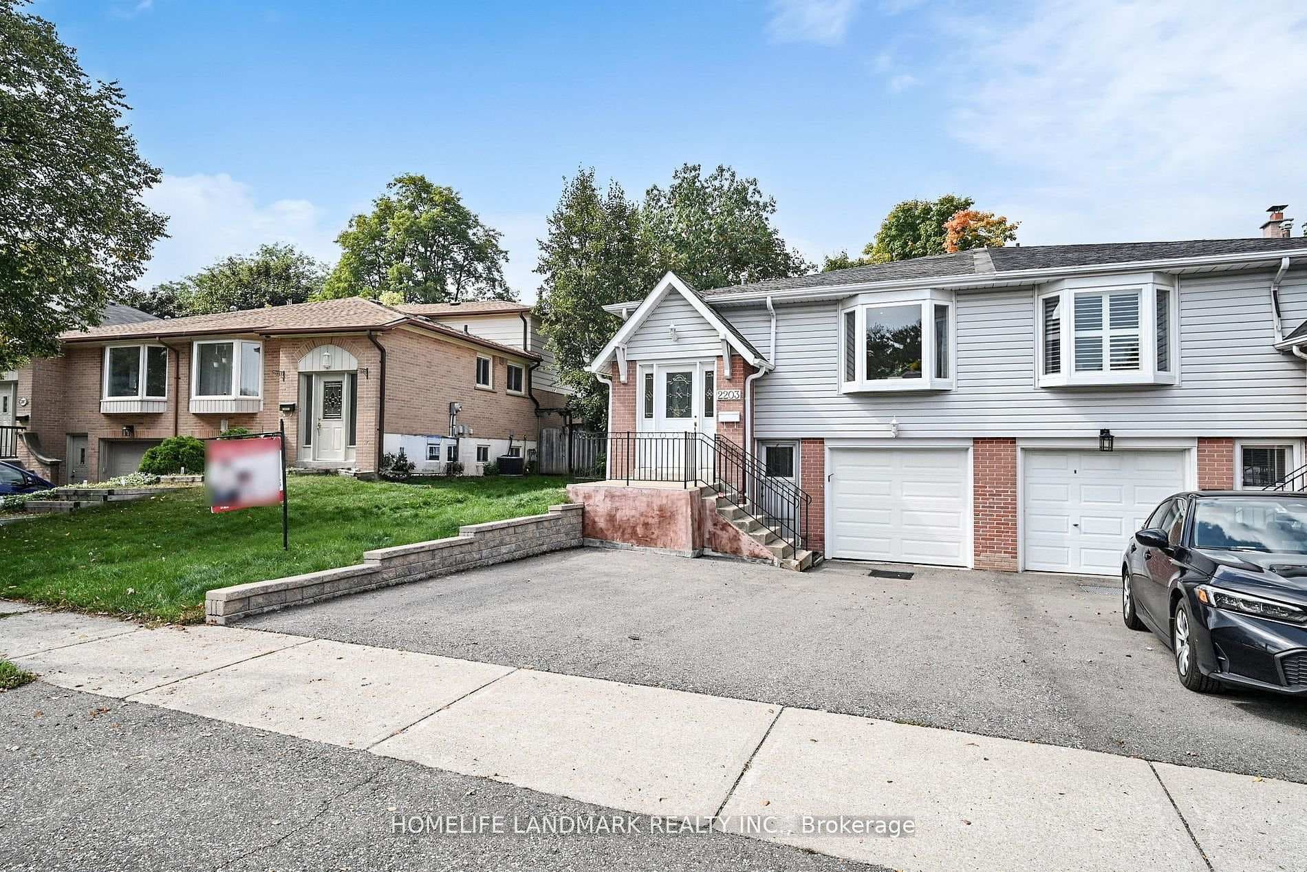2203 Council Ring Road, Mississauga, ON L5L 1B6 - Photo 1