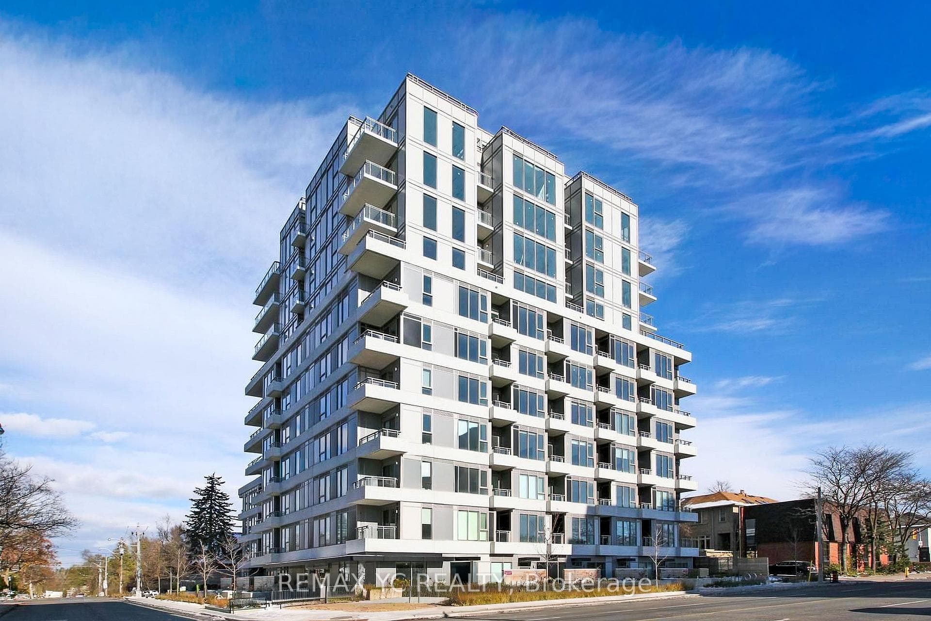 1 Cardiff Road Unit 306, Leaside / Davisville, ON M4P 0G2 - Photo 1