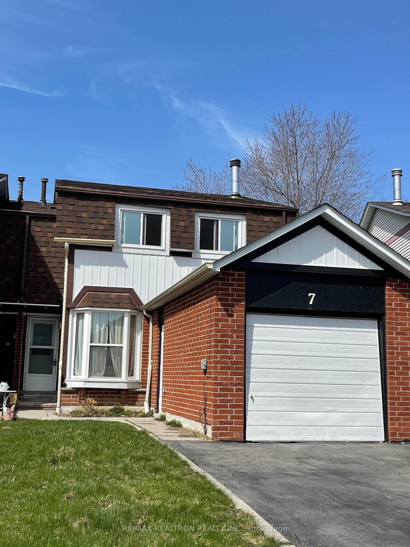 7 Barnwell Drive, Agincourt / Milliken, ON M1V 1Y7 - Photo 1