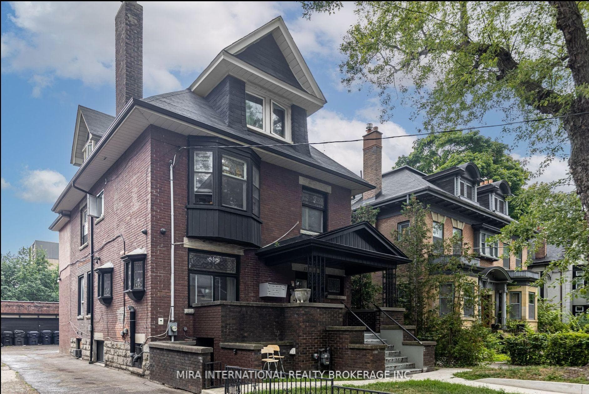 11 Laxton Avenue Unit 101, High Park / Junction / Roncesvalles, ON M6K 1K8 - Photo 1
