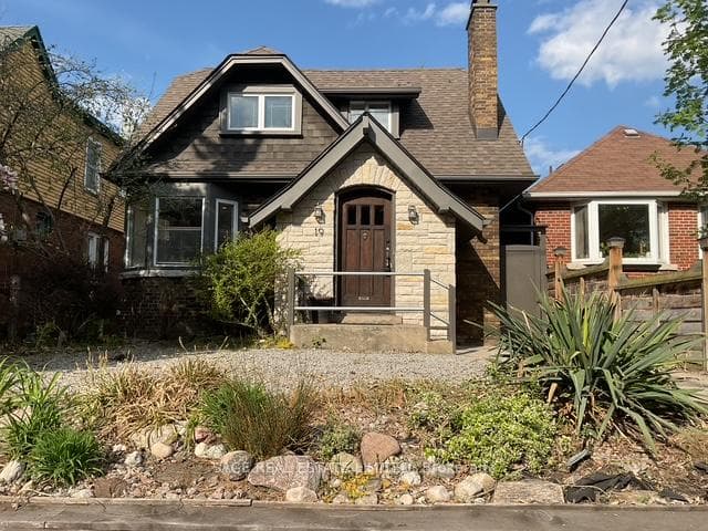 19 Beechwood Drive, Danforth / East York, ON M4K 3H7 - Photo 1