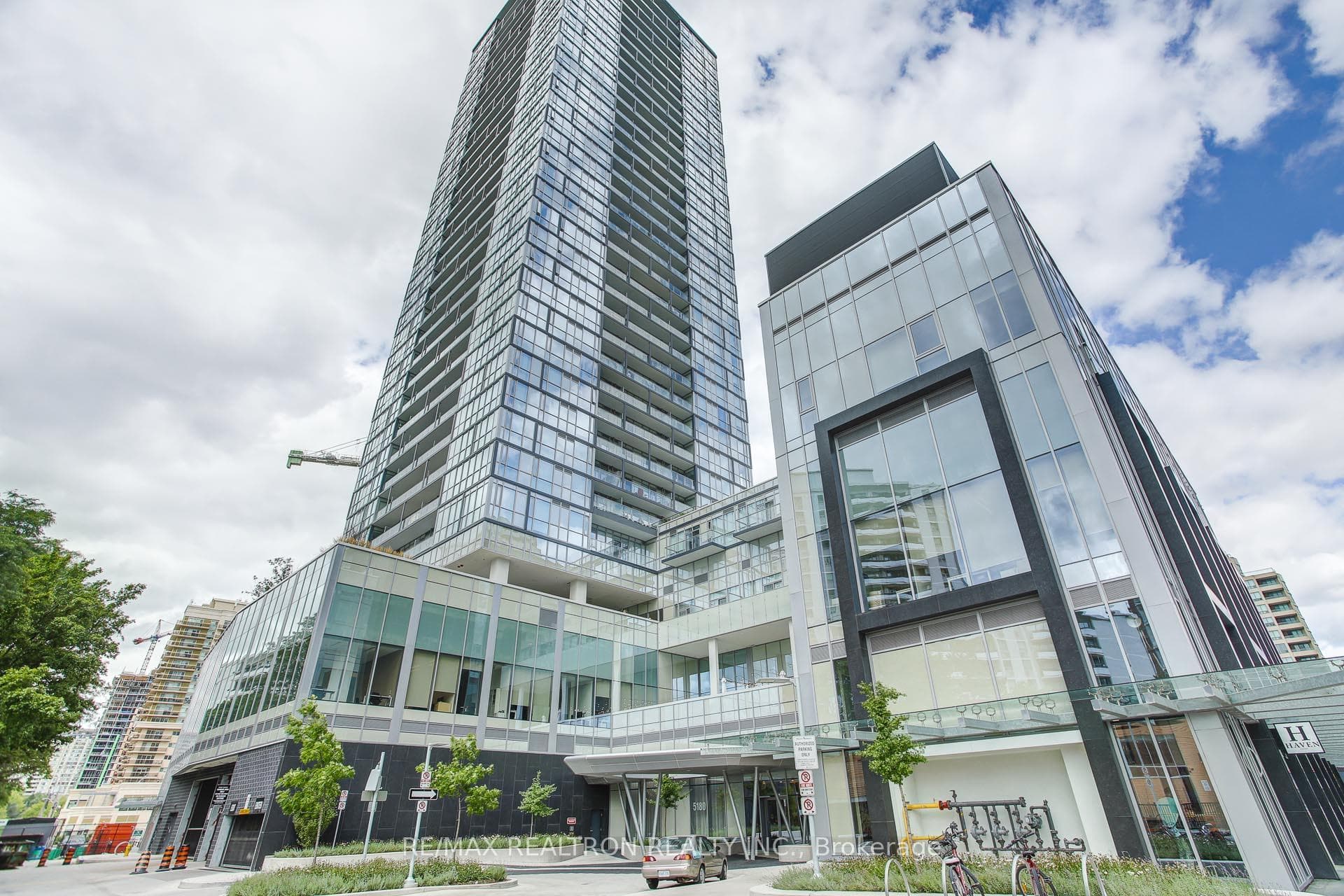 5180 Yonge Street Unit 3205, Thornhill / Willowdale, ON M2N 0K5 - Photo 1