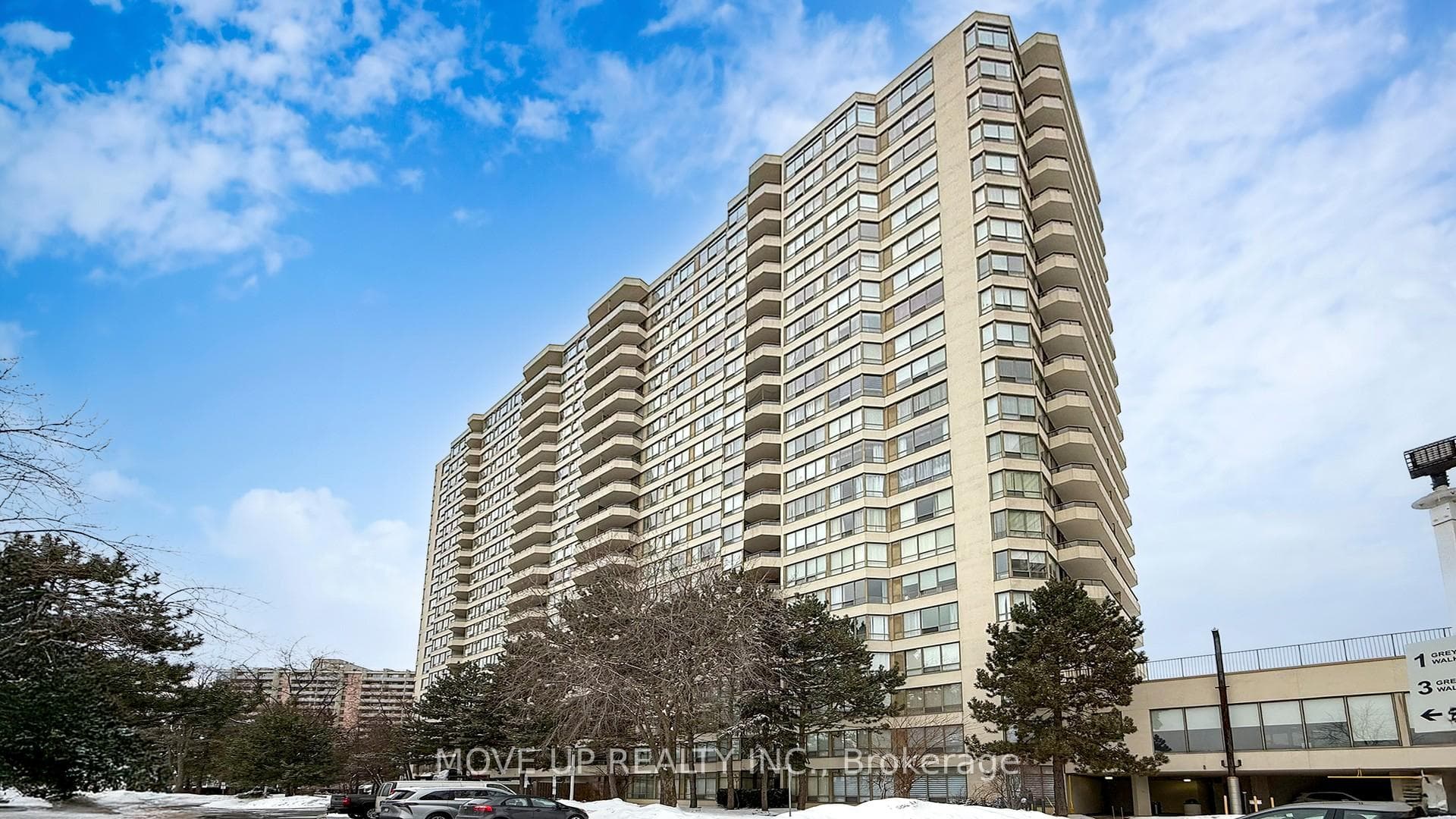 5 Greystone Walk Drive Unit 1511, Dorset Park / Kennedy Park, ON M1K 5J5 - Photo 1