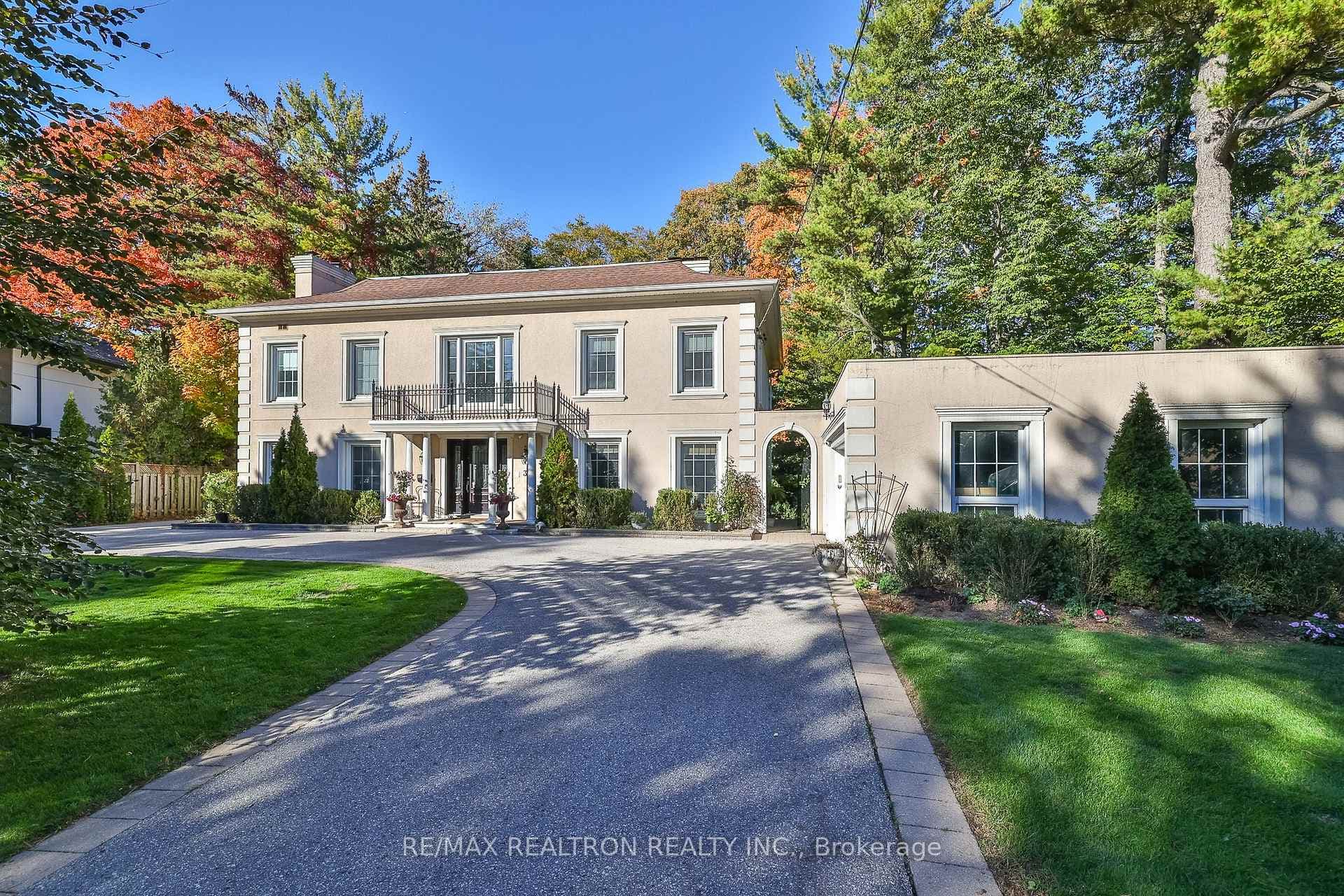 38 Saintfield Avenue, Bridle Path / York Mills / Hoggs Hollow, ON M3C 2M6 - Photo 1