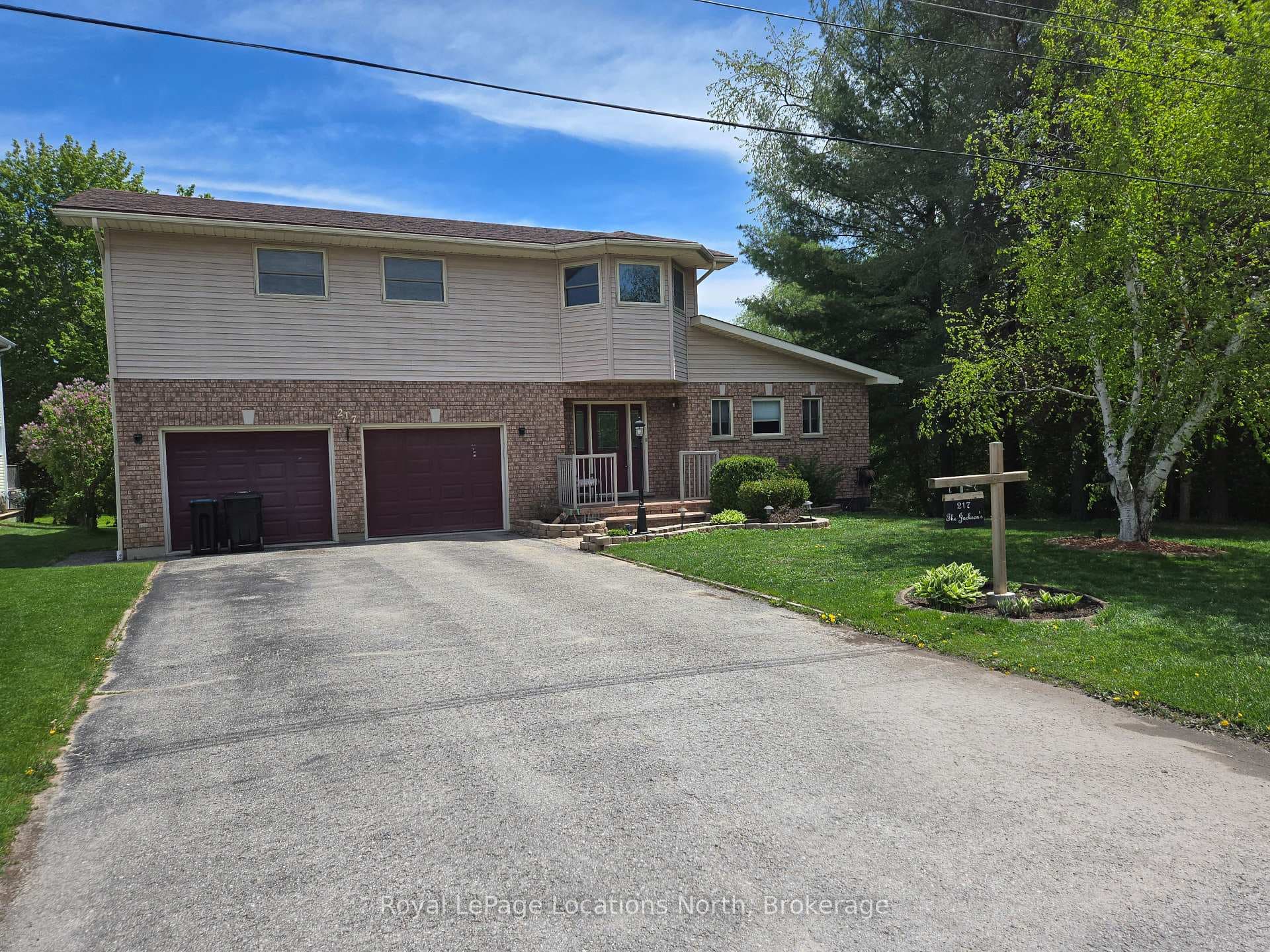 217 Dominion Drive, Clearview