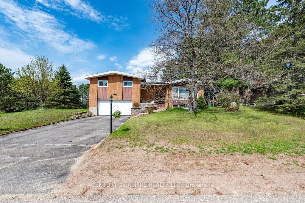 620 Birch Street, Petawawa