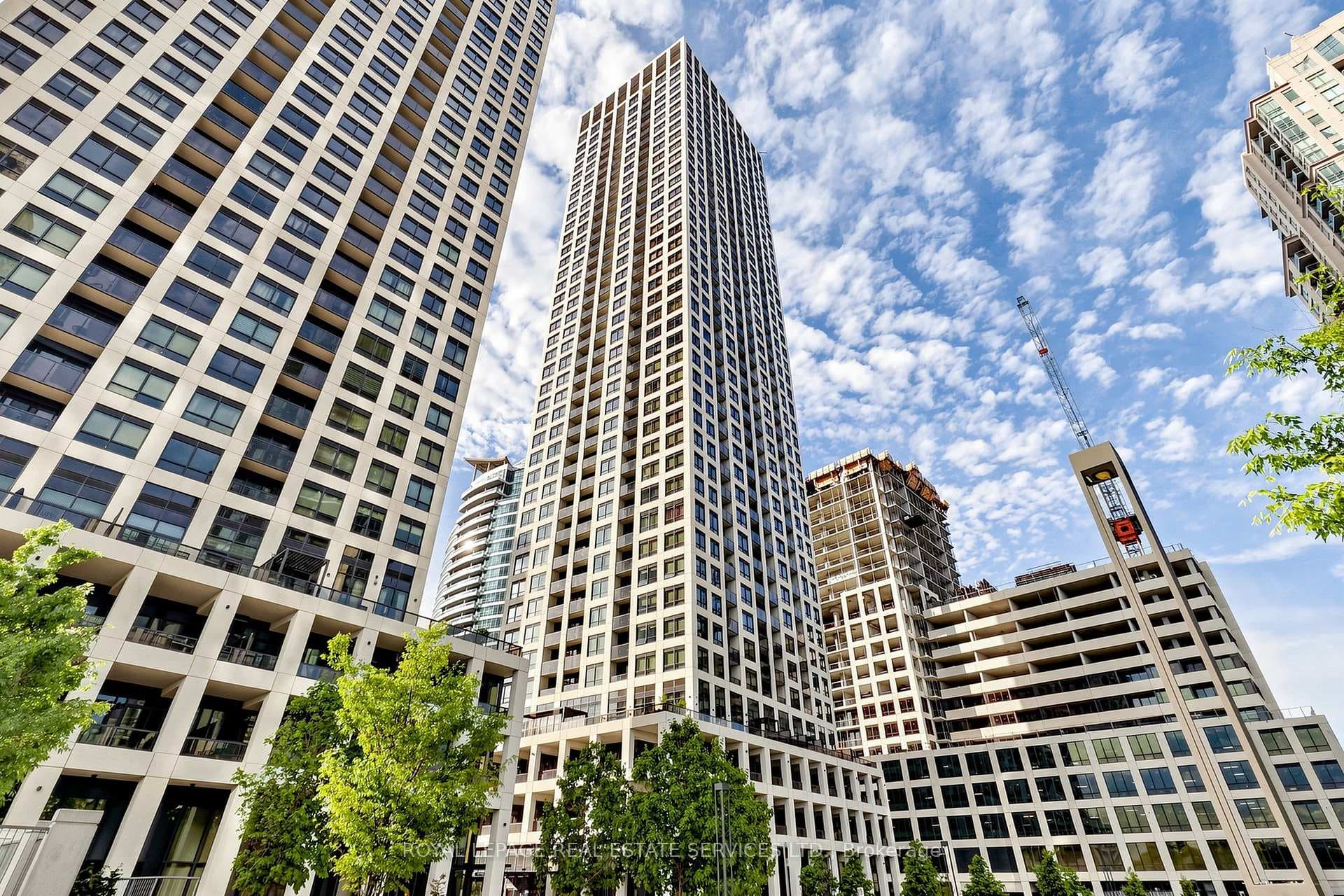 30 Elm Drive Unit 3410, Mississauga