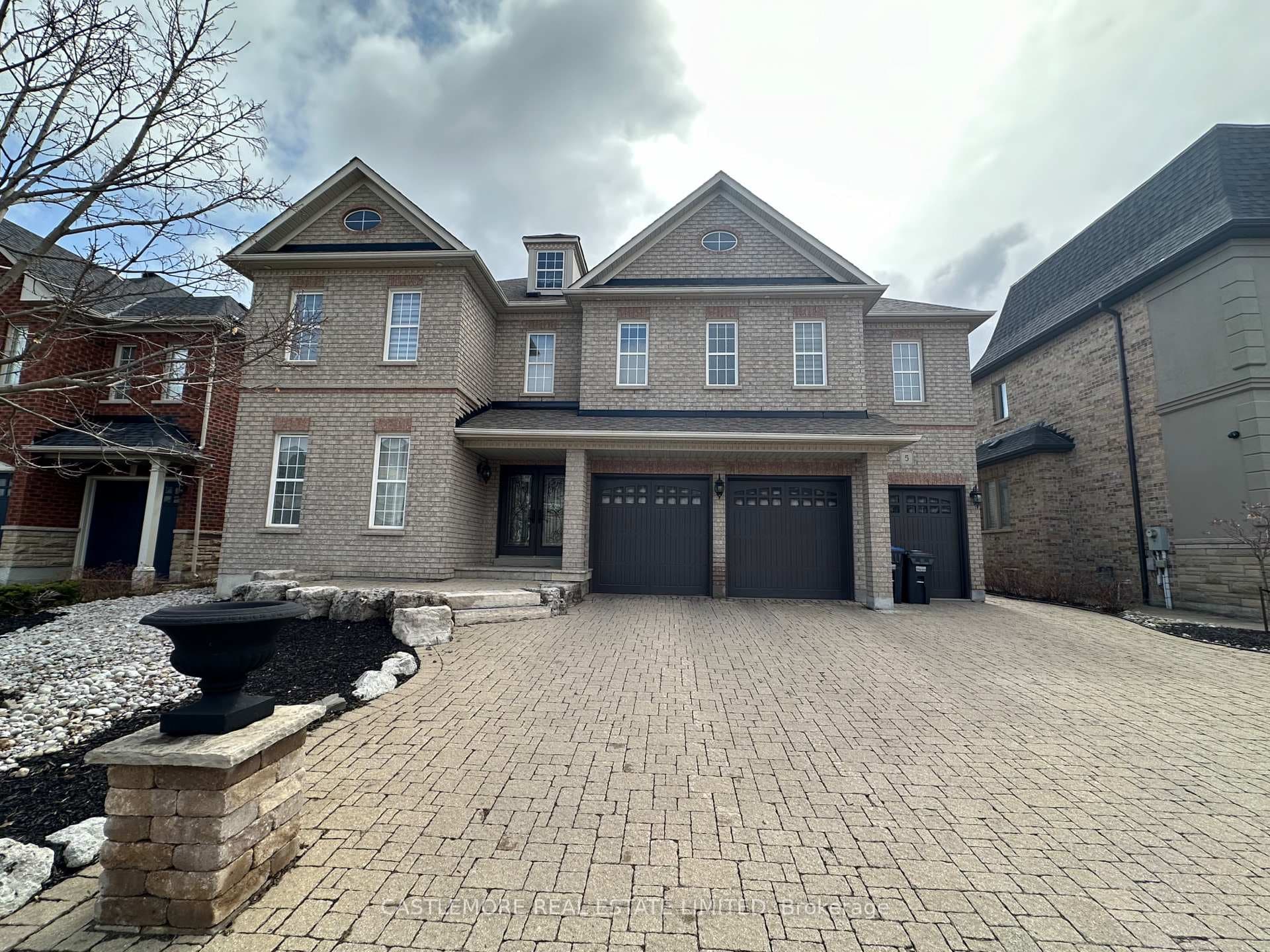 5 Eiffel Boulevard, Brampton, ON L6P 1V9 - Photo 1