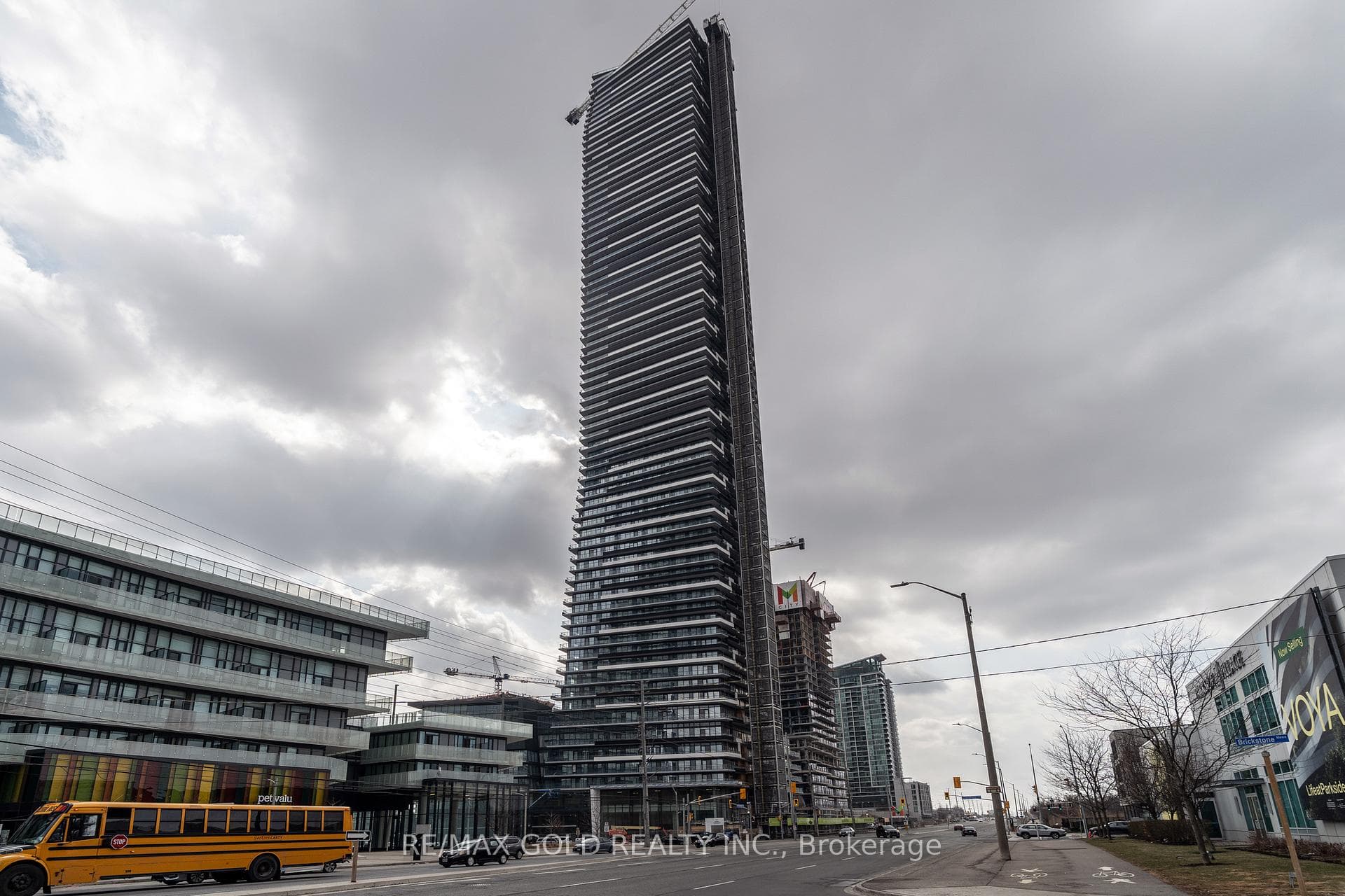 448 Burnhamthorpe Road Unit 3401, Mississauga, ON L5B 4M6 - Photo 1