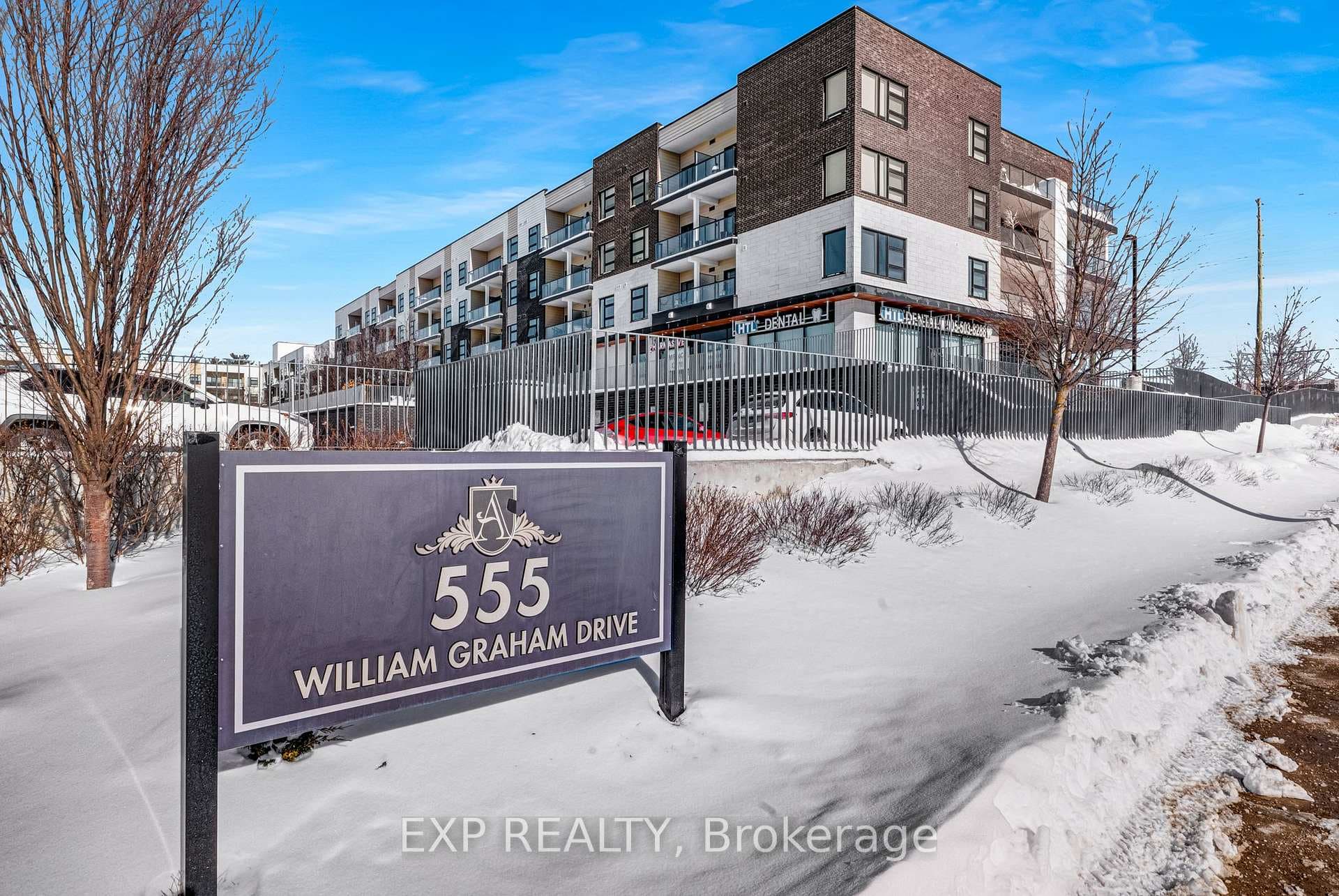 555 William Graham Drive Unit 115, Aurora, ON L4G 7C4 - Photo 1