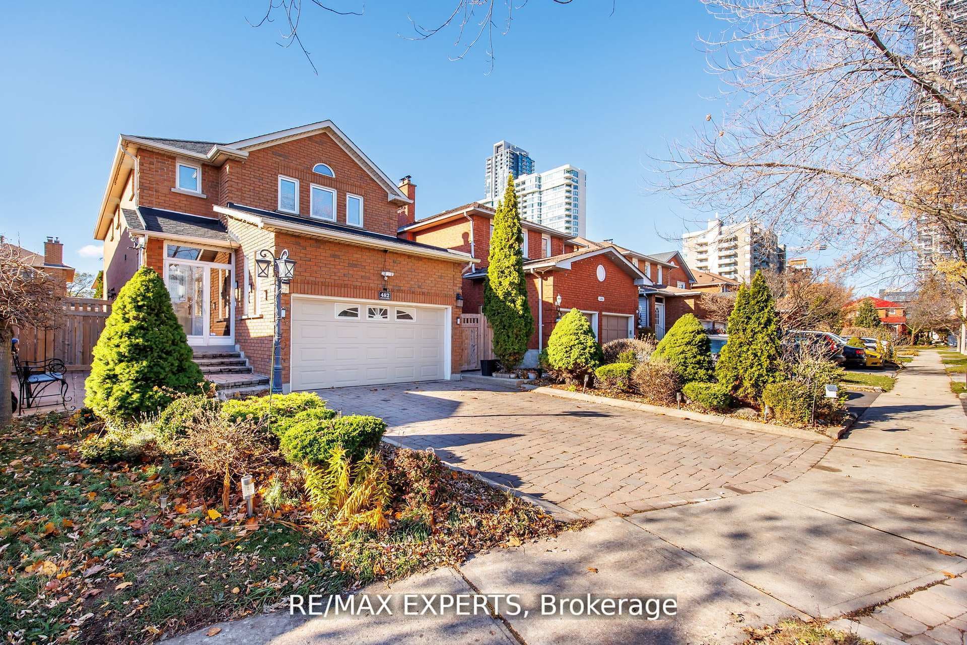 482 Malaga Road, Mississauga, ON L5B 3W2 - Photo 1