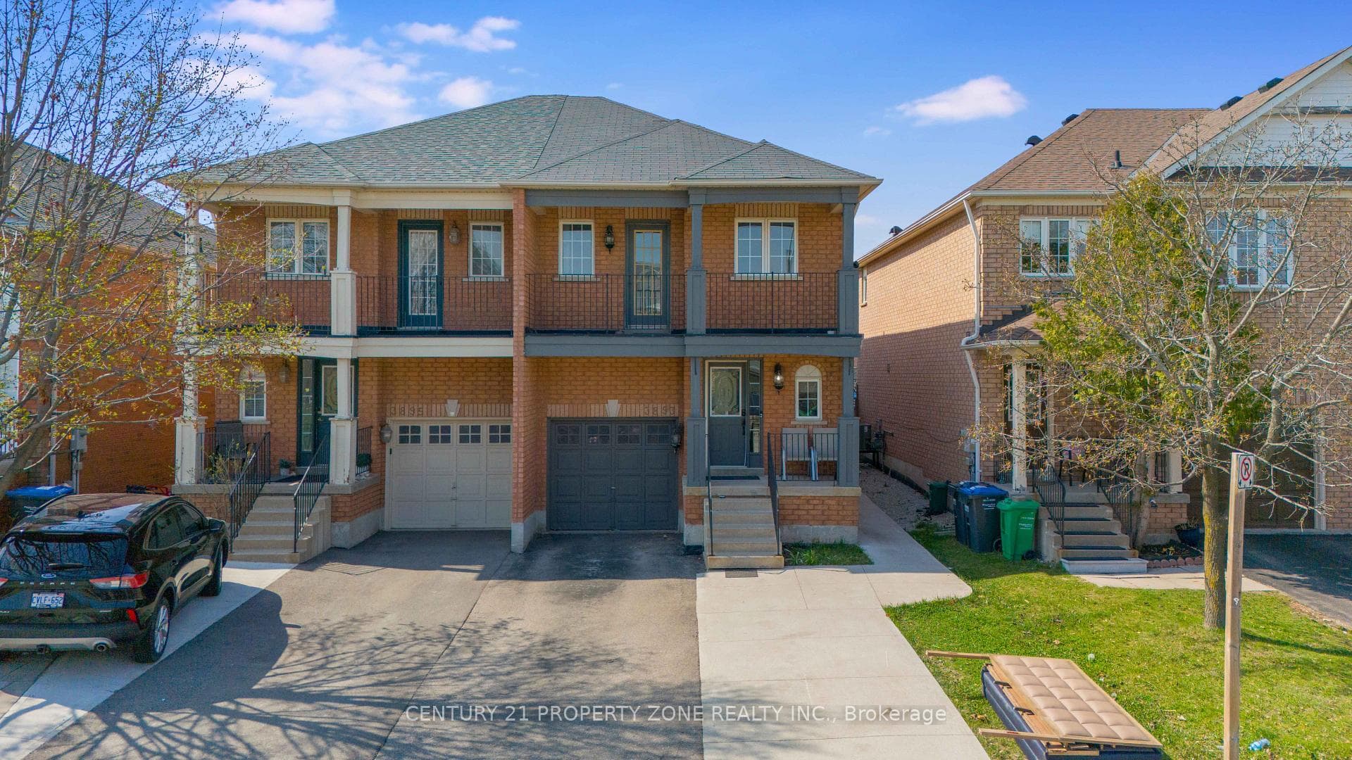 3893 Manatee Way Unit Upper, Mississauga, ON L5M 6P7 - Photo 1