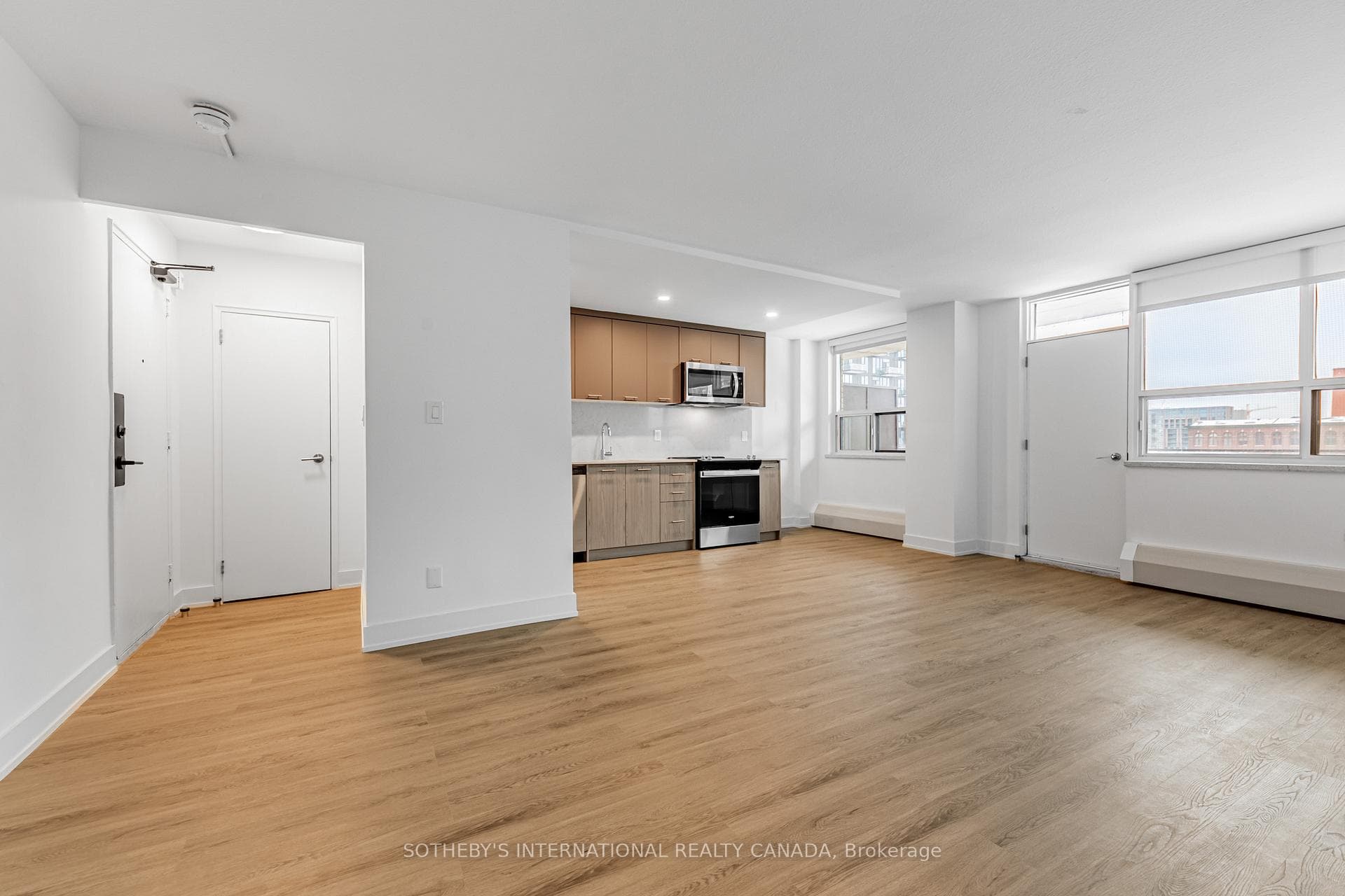 135 Tyndall Avenue Unit 815, High Park / Junction / Roncesvalles, ON M6K 2G3 - Photo 1