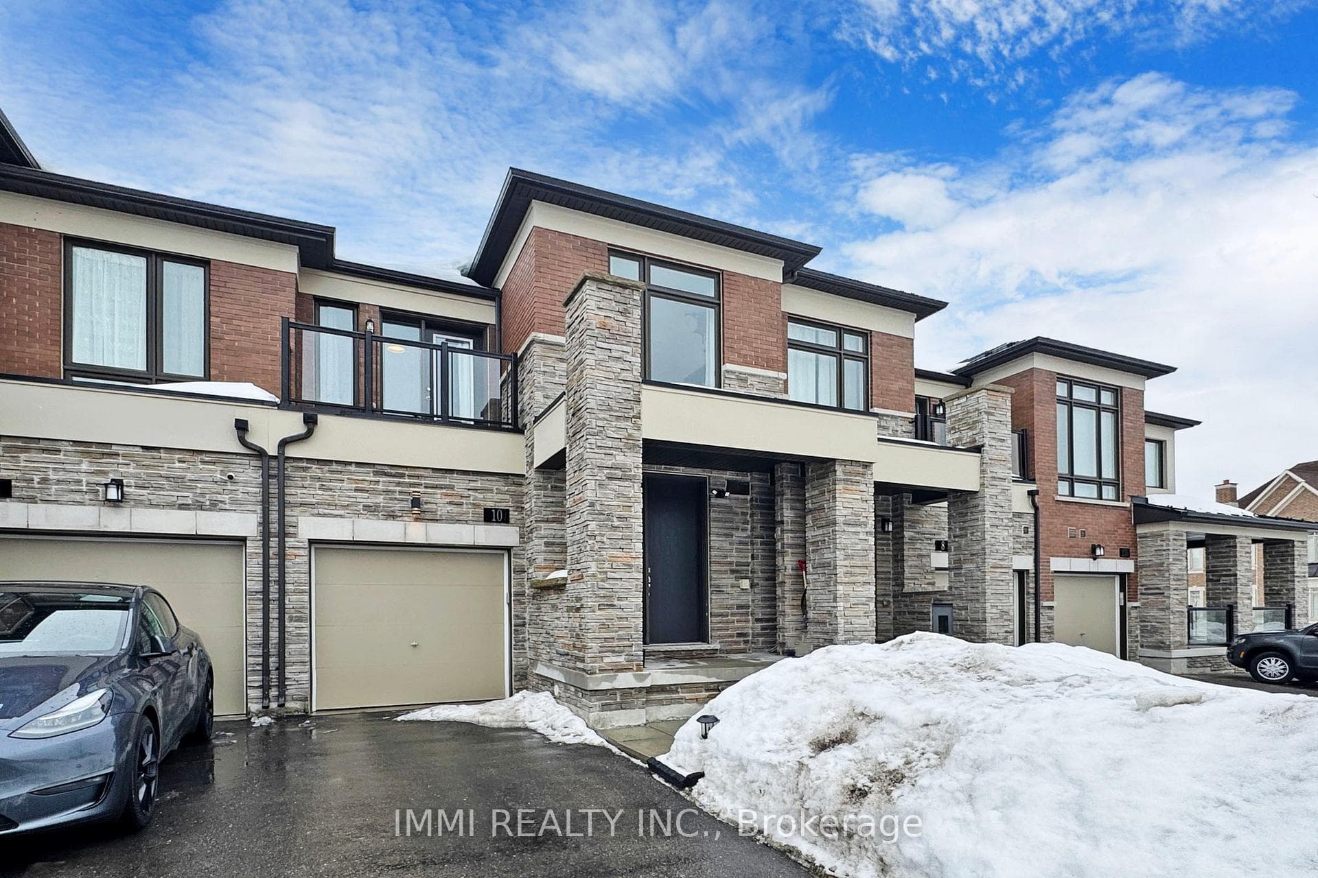 10 Badgerow Way, Aurora, ON L4G 0Z4 - Photo 1