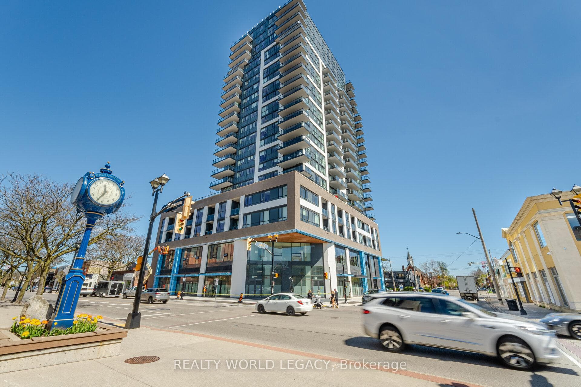 2007 James Street Unit 1808, Burlington