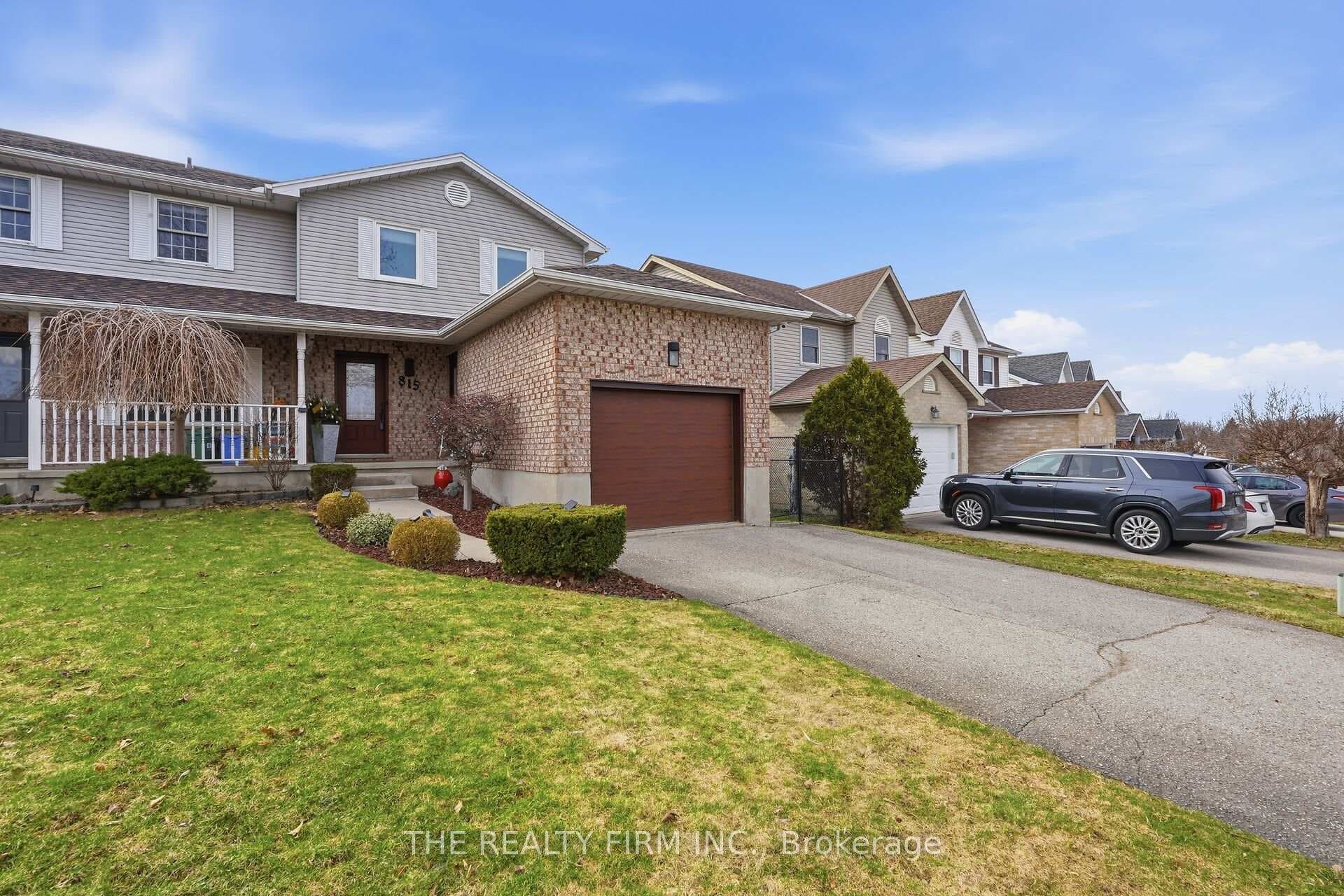 815 Deveron Crescent, London South, ON N5Z 5B4 - Photo 1
