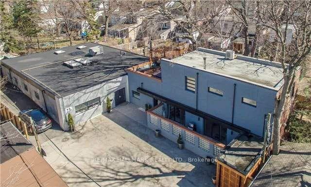 7 Milk Bottle Lane, The Beaches / Upper Beaches, ON M4C 0B5 - Photo 1