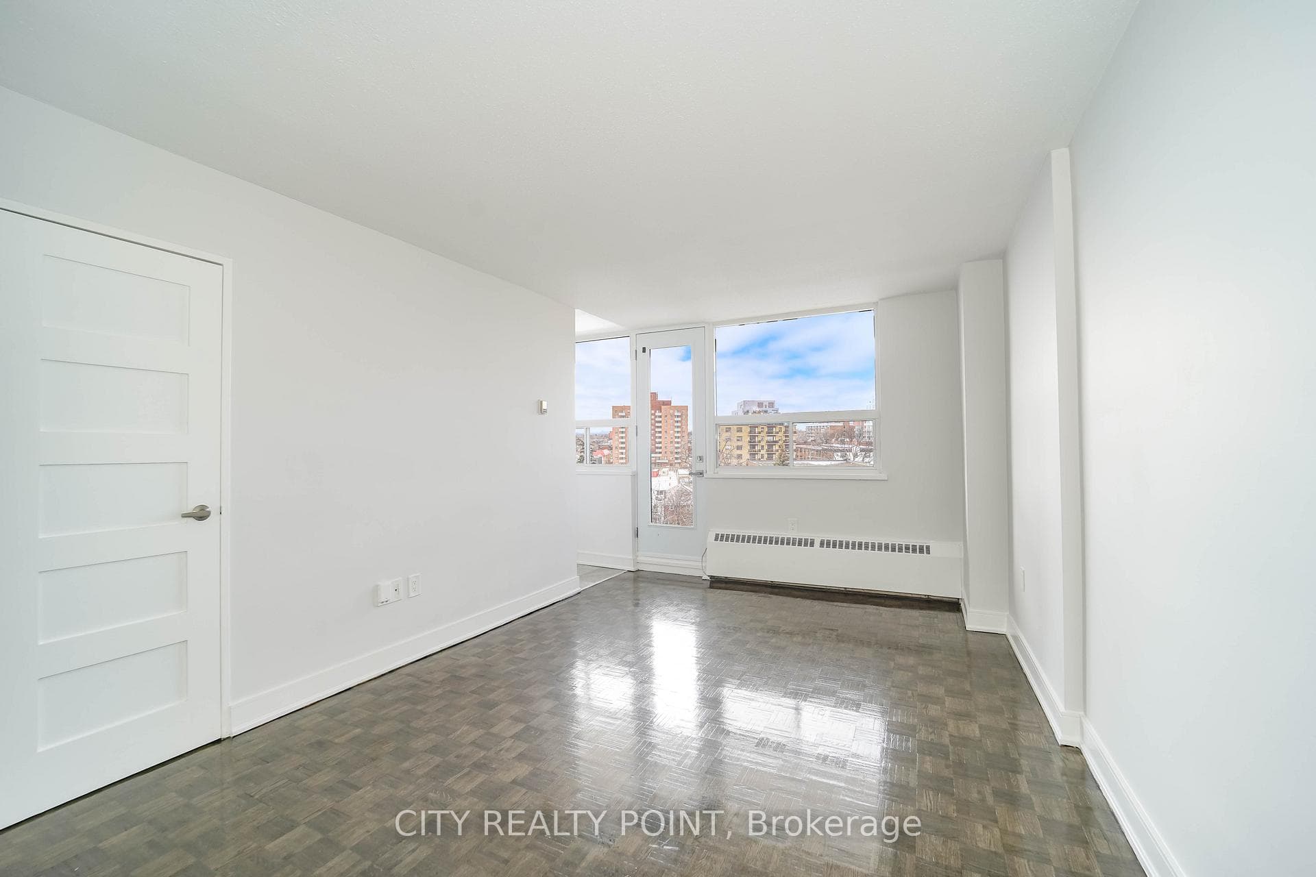 1500 Bathurst Street Unit 701, Forest Hill / Deer Park, ON M5P 3L3 - Photo 1