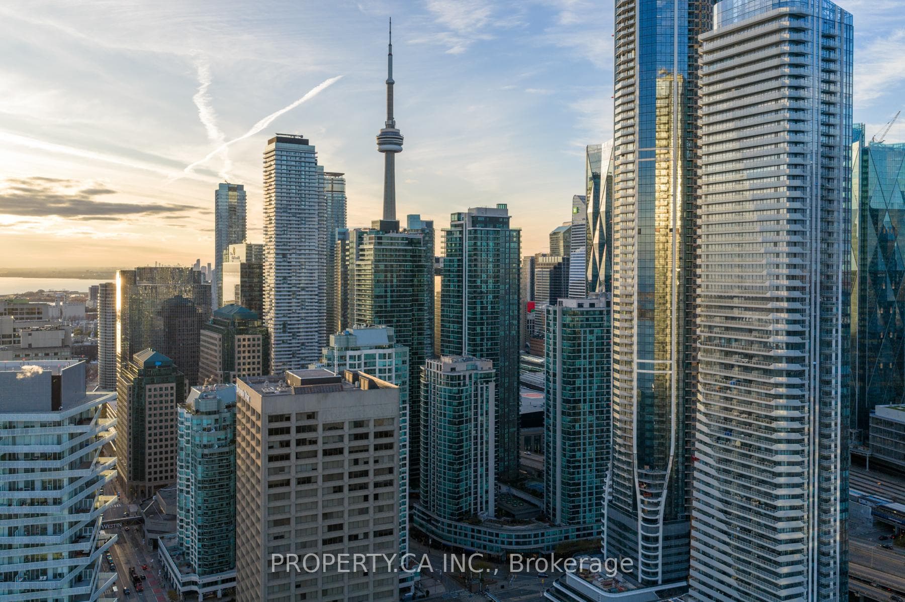 12 Yonge Street Unit 2903, Downtown Toronto / Waterfront, ON M5E 1Z9 - Photo 1