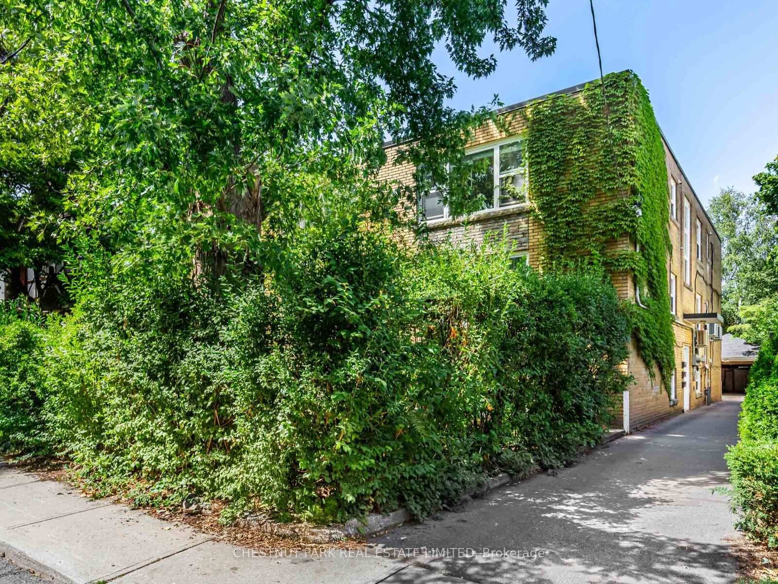 76 Walmsley Boulevard Unit 3, Annex / Yorkville / Summerhill, ON M4V 1X6 - Photo 1
