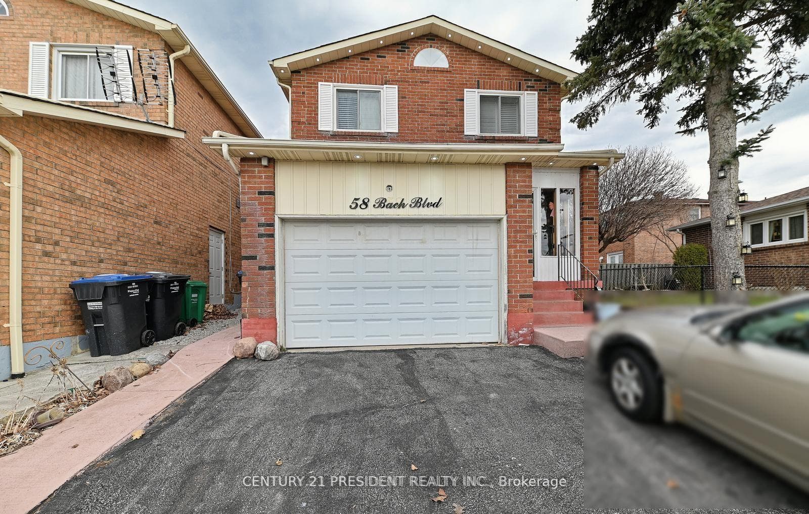 58 Bach Boulevard, Brampton, ON L6Y 2X5 - Photo 1