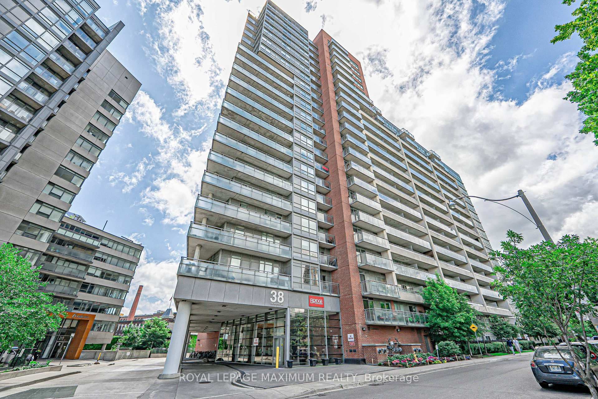 38 Joe Shuster Way Unit 617, High Park / Junction / Roncesvalles, ON M6K 0A5 - Photo 1