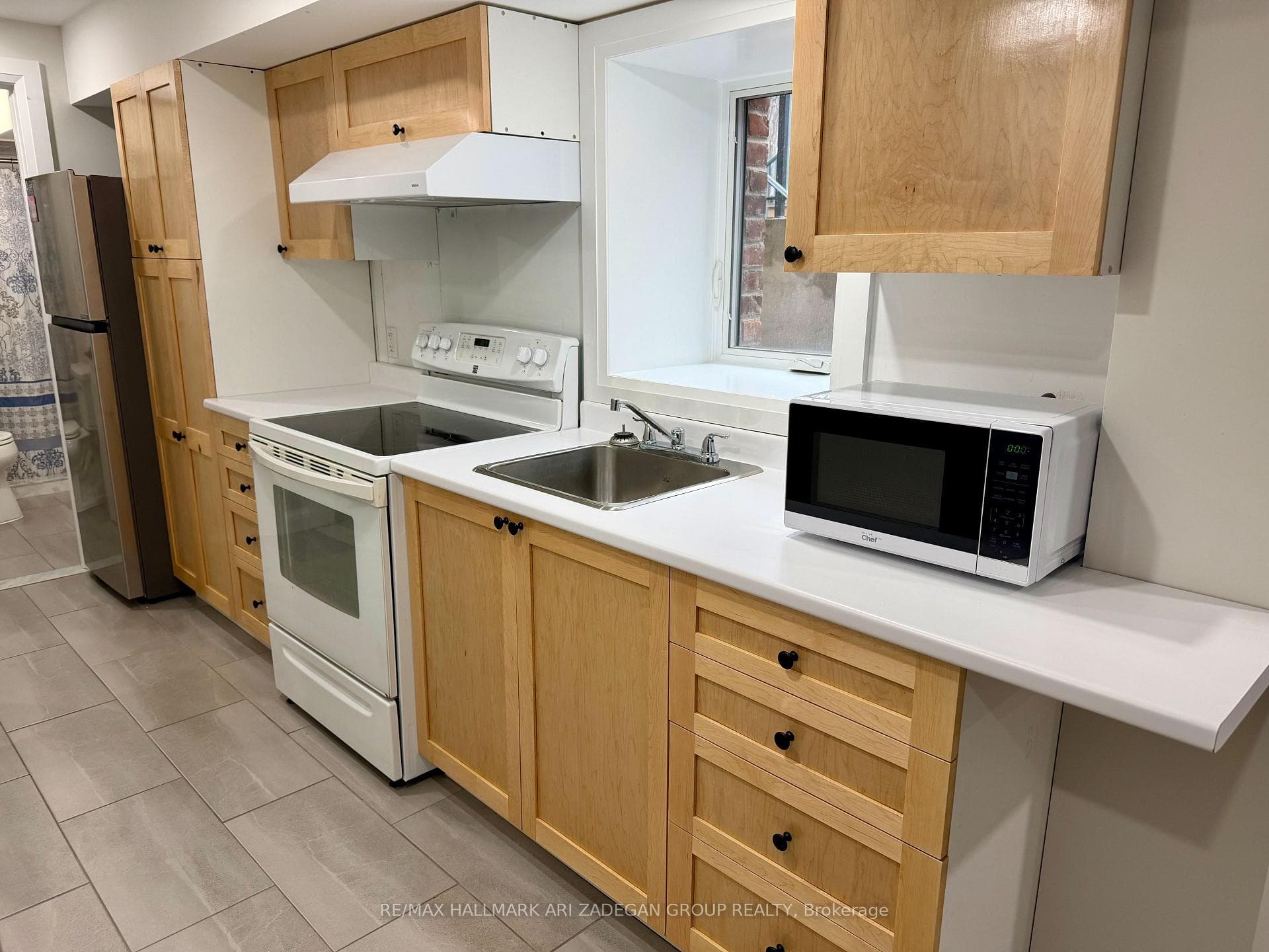 153 Queens Drive Unit Lower, Toronto W04