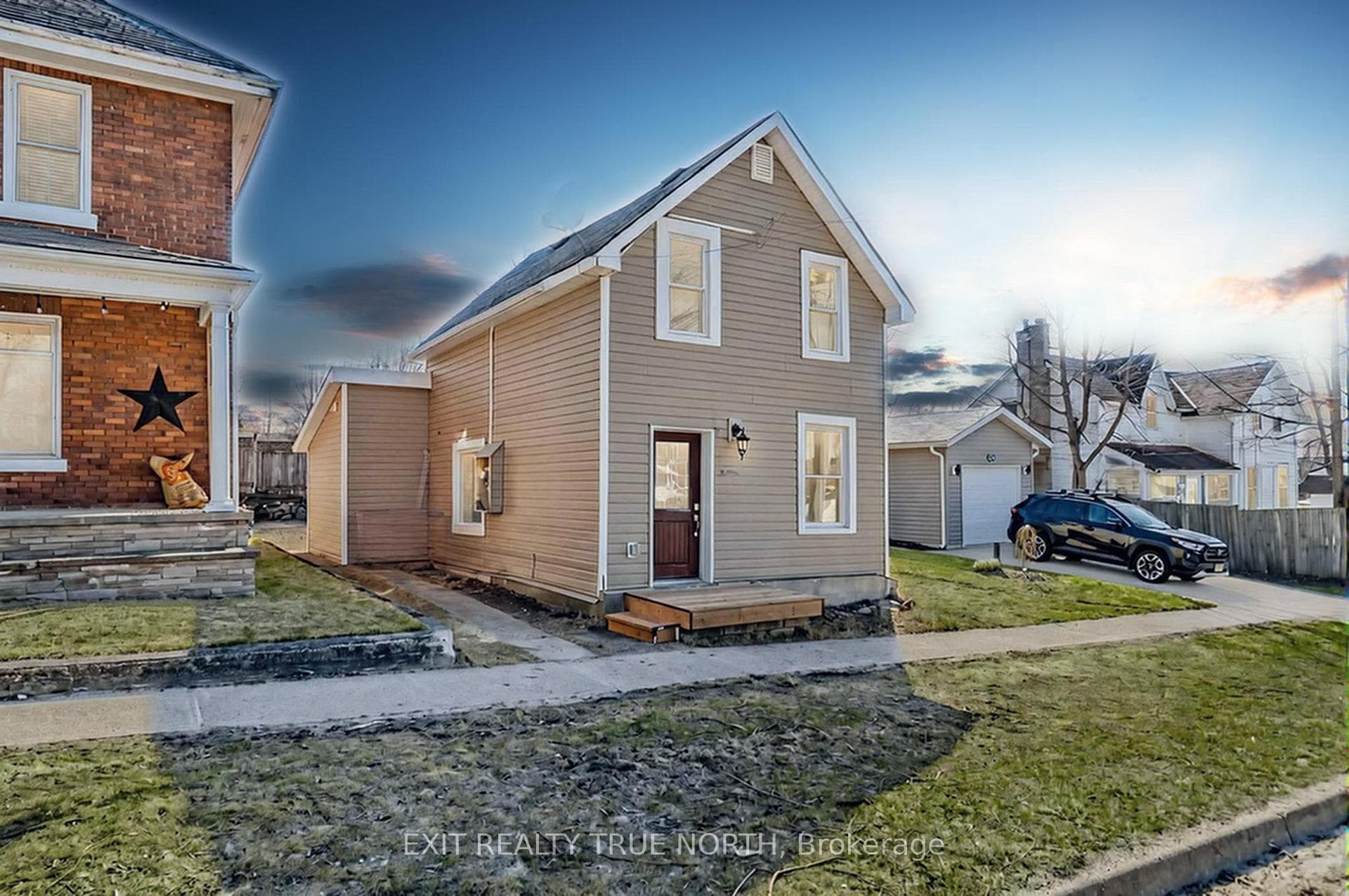 220 Martha Street, Tay, ON L0K 2A0 - Photo 1