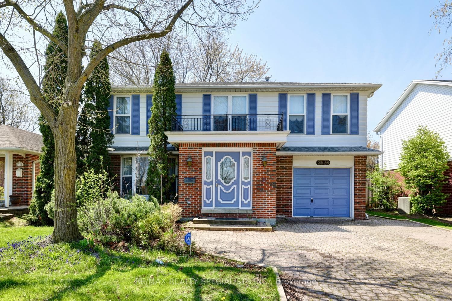 2526 Vineland Road, Mississauga, ON L5K 2A2 - Photo 1