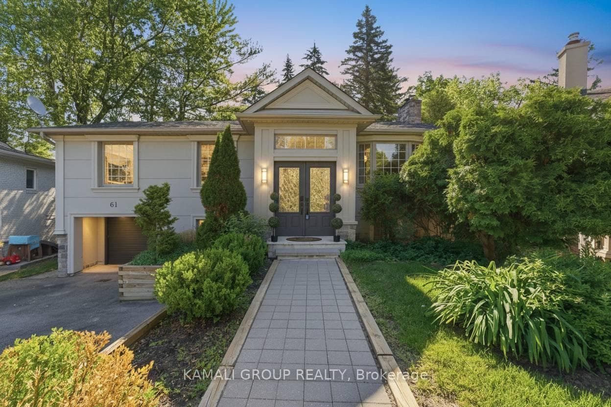61 Lawnwood Court, Richmond Hill, ON L4C 4T1 - Photo 1