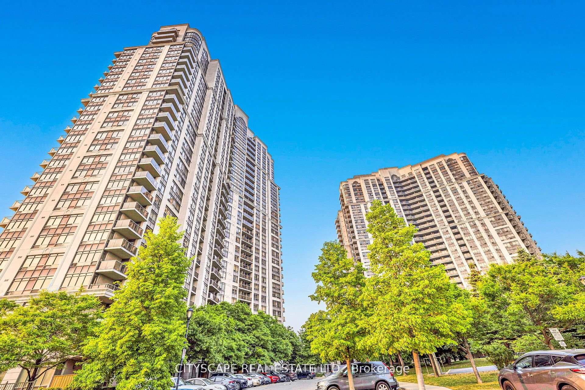 710 Humberwood Blvd Boulevard Unit 1002, Etobicoke (West Mall / Rexdale), ON M9W 7J5 - Photo 1