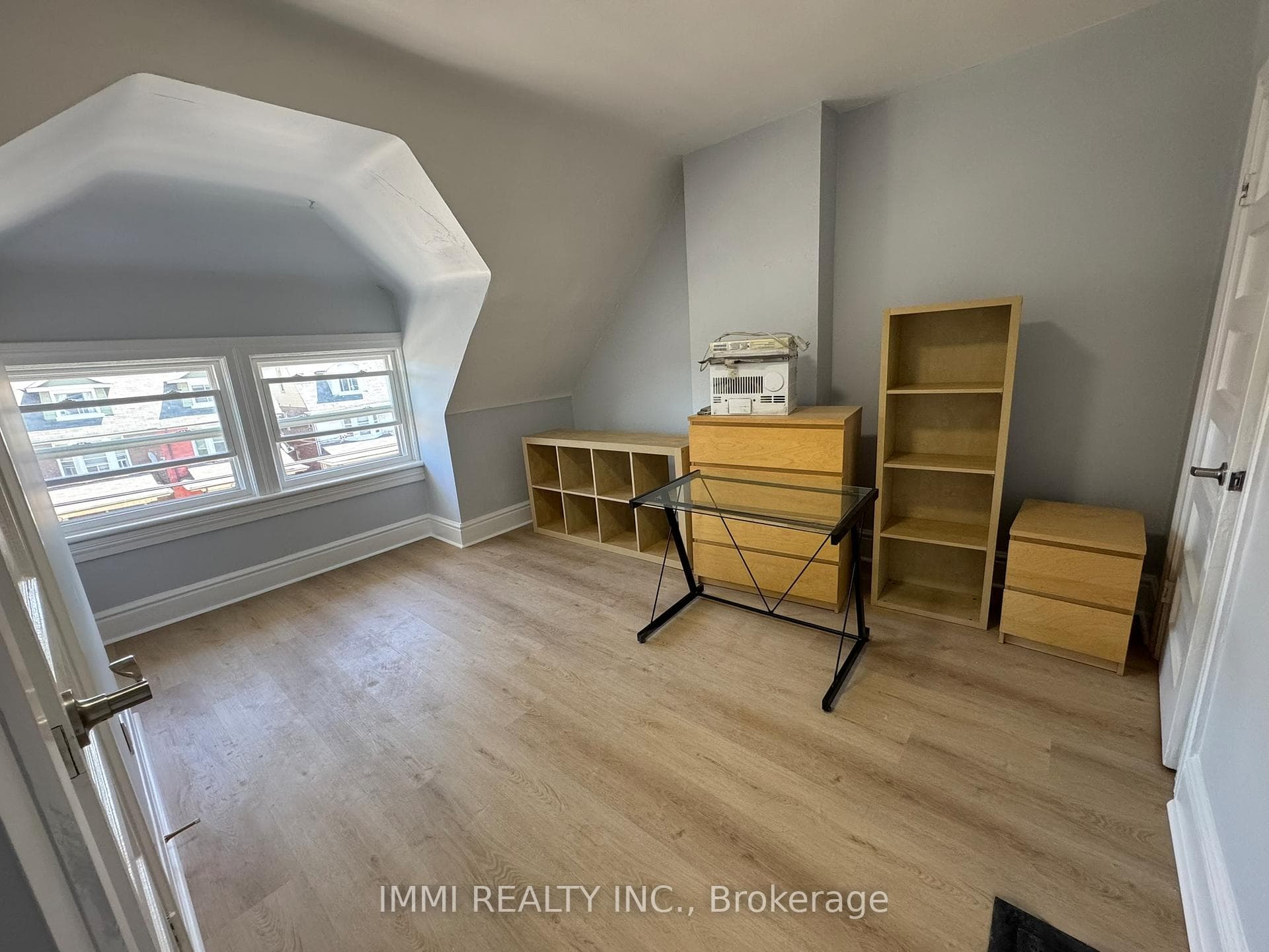 618 Bathurst Street Unit 301, Downtown Toronto / Waterfront, ON M5S 2R1 - Photo 1