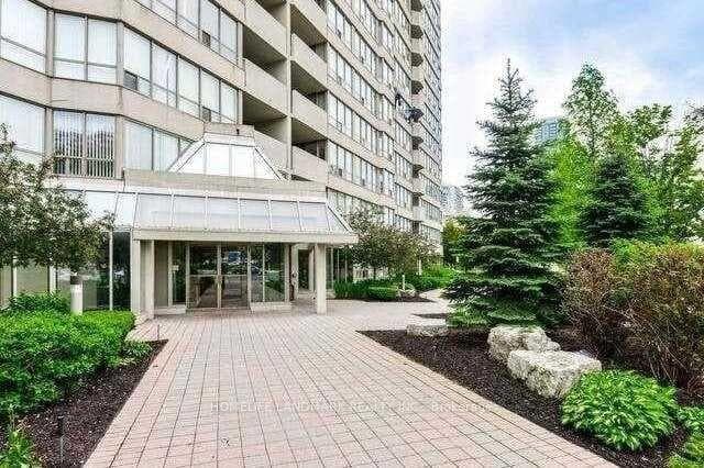 400 Webb Drive Unit 501, Mississauga, ON L5B 3Z7 - Photo 1