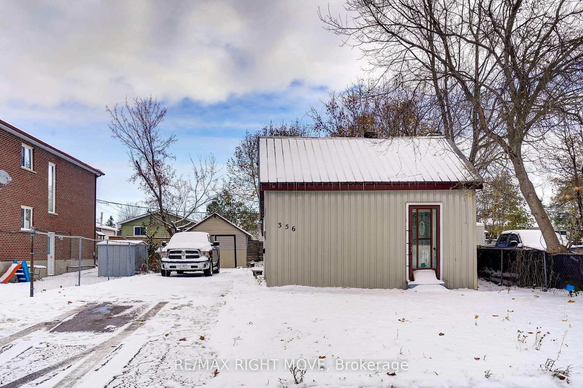 356 East Street, Orillia