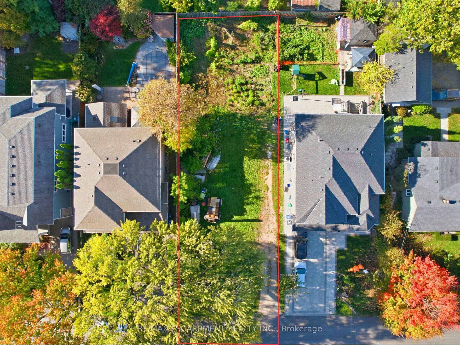 75 Troy Street, Mississauga, ON L5G 1S6 - Photo 1