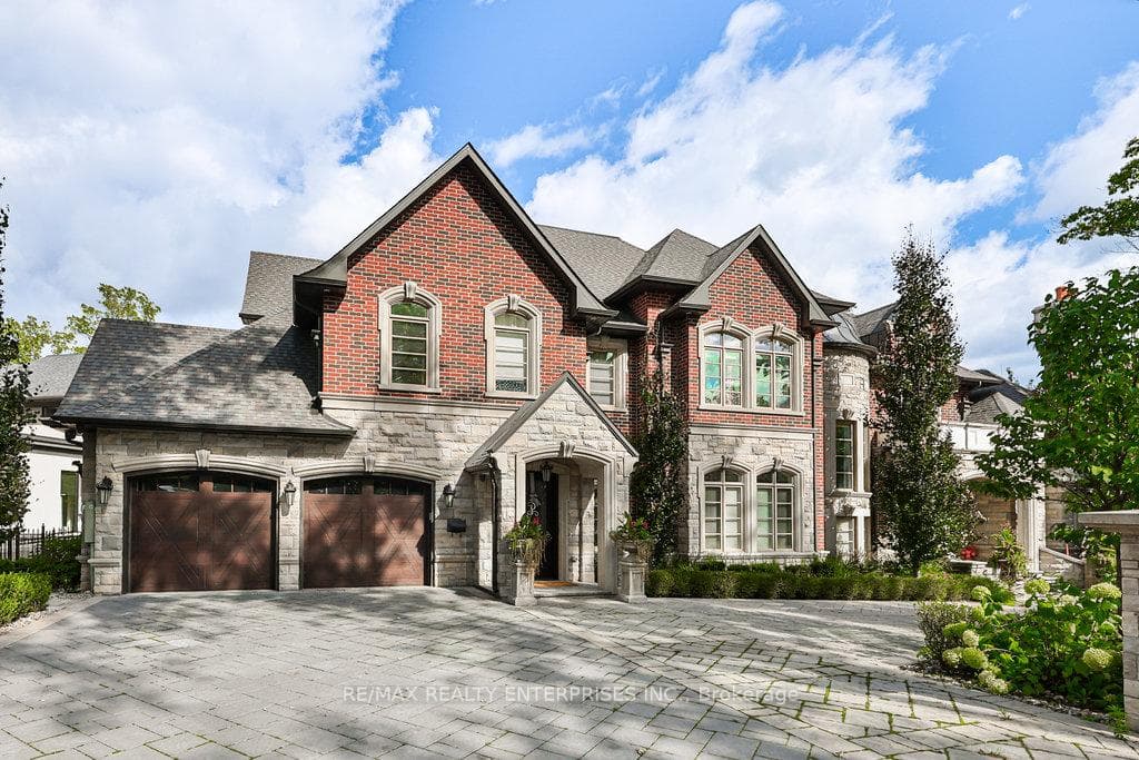 1459 Stavebank Road, Mississauga, ON L5G 2V5 - Photo 1