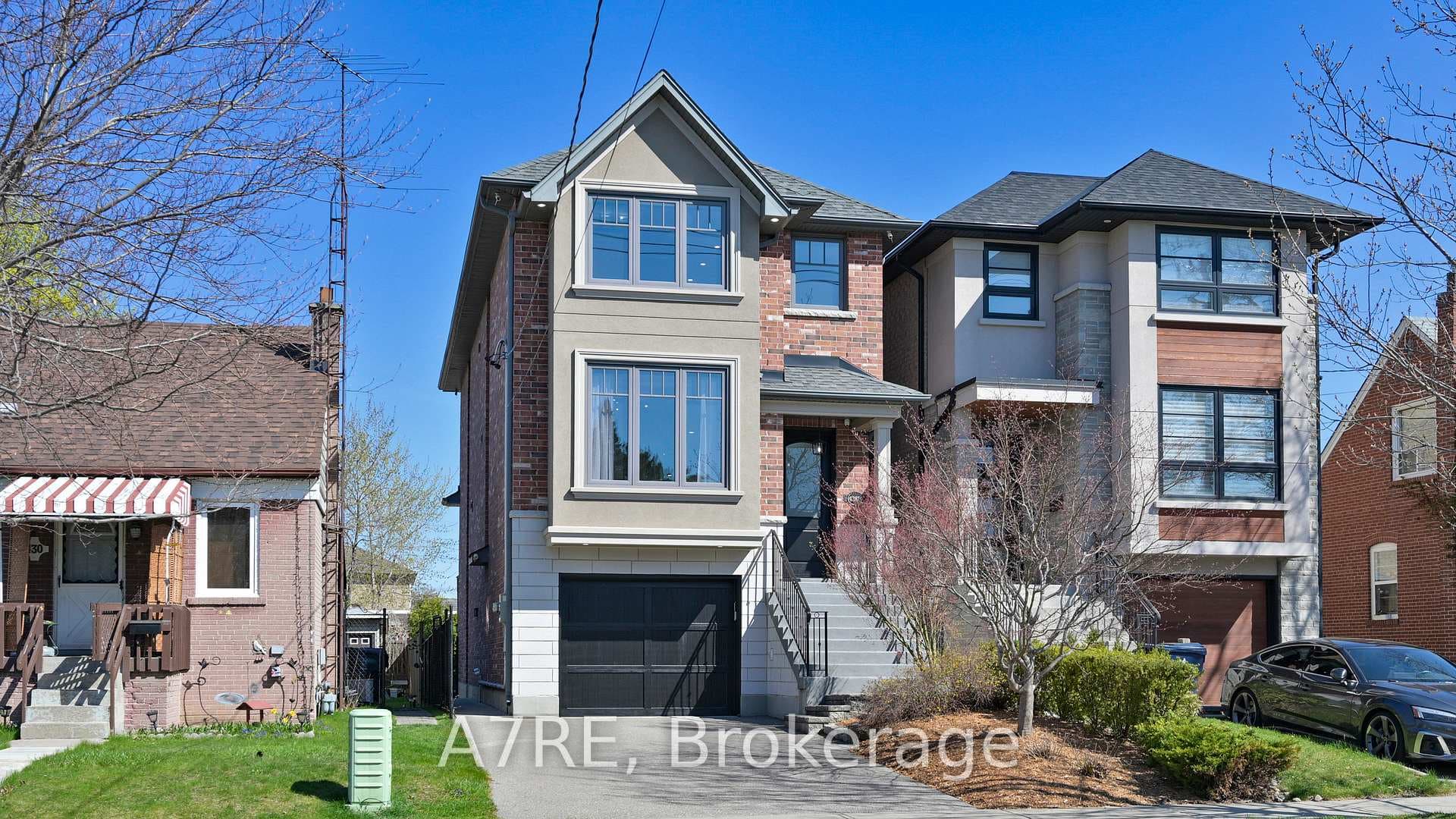 428B Valermo Drive, Liberty Village / Parkdale / South Parkdale, ON M8W 2L9 - Photo 1