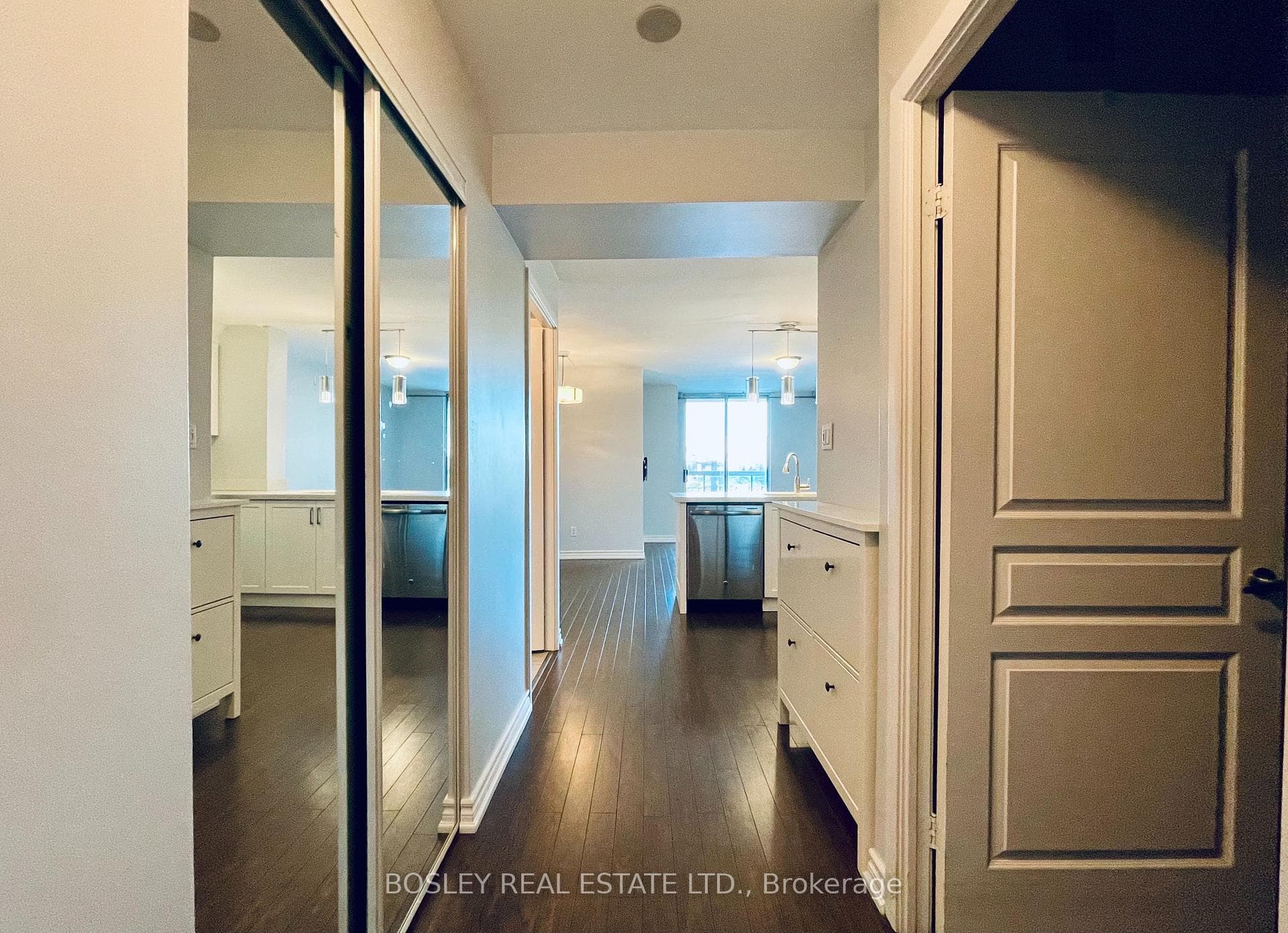 323 Richmond Street Unit 807, Regent Park / Cabbagetown / St. James Town, ON M5A 1P9 - Photo 1