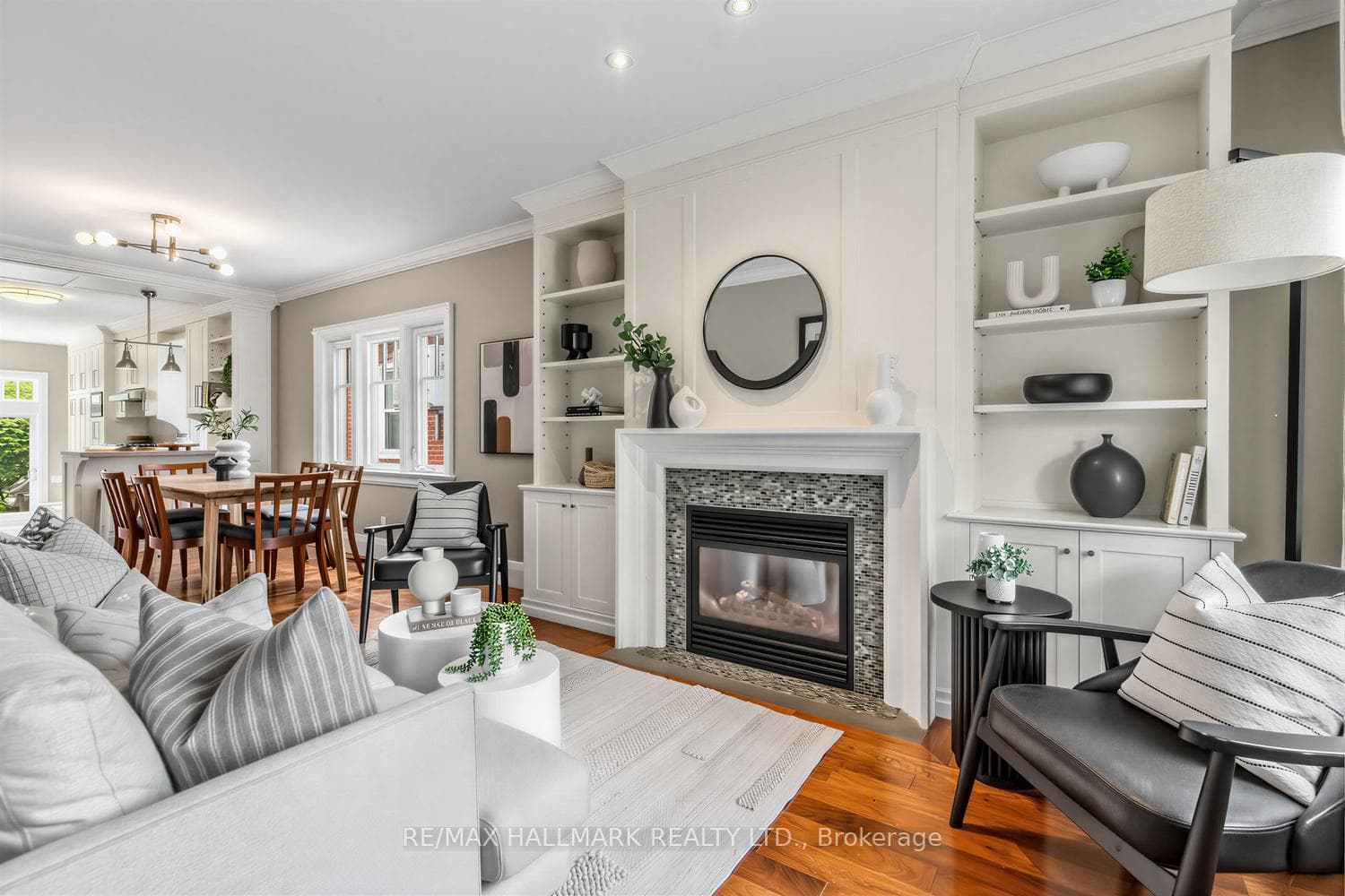 7 Westbrook Avenue, Danforth / East York, ON M4C 2G1 - Photo 1