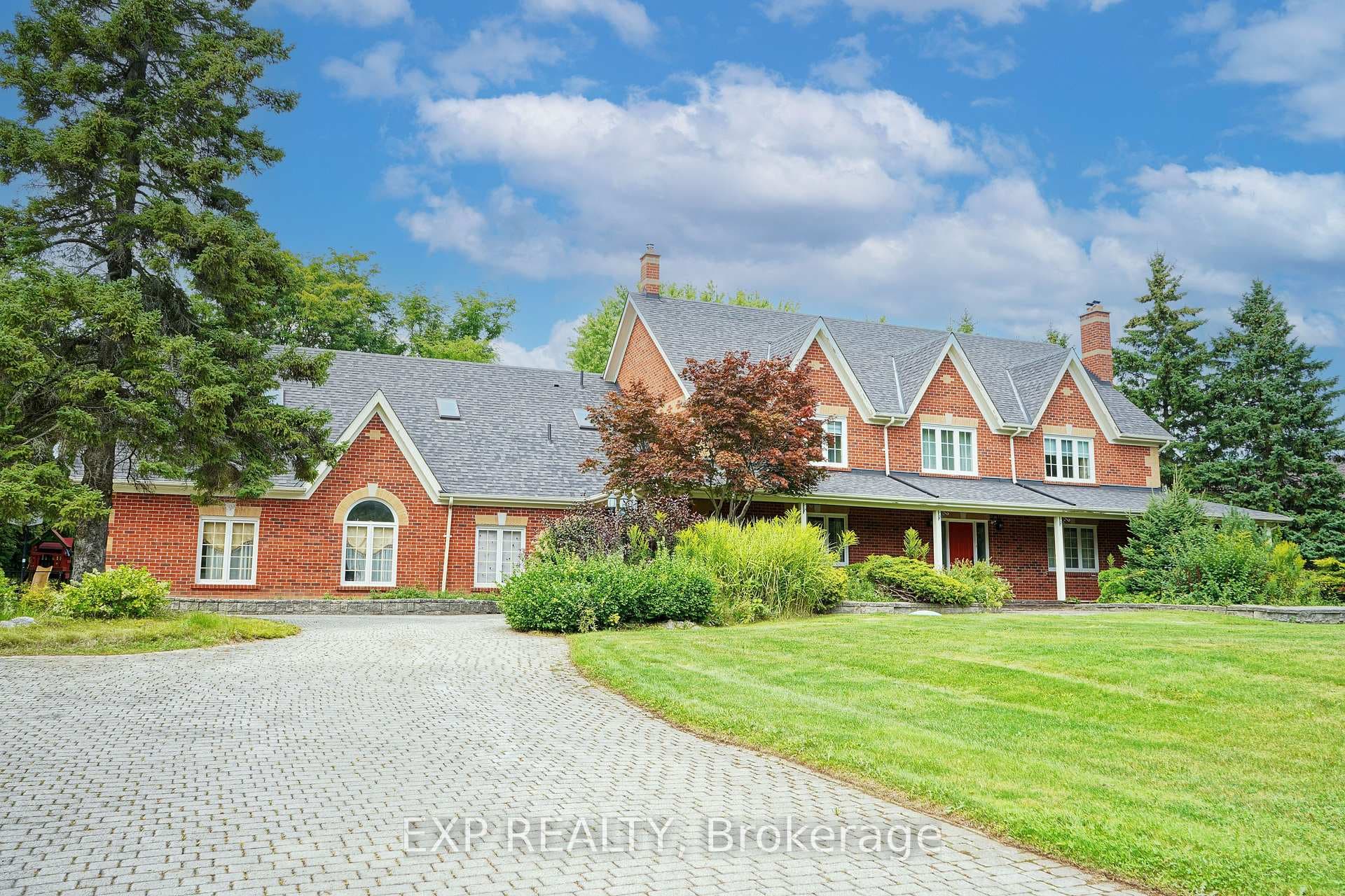 54 Ridgewood Drive, Richmond Hill, ON L4E 3M1 - Photo 1