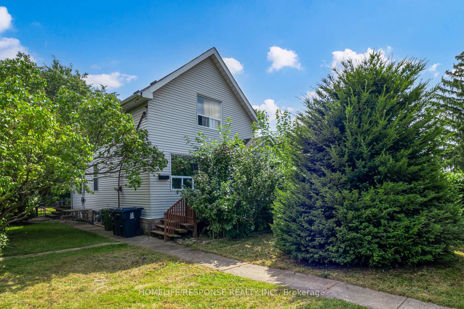 139 Hay Avenue, Liberty Village / Parkdale / South Parkdale, ON M8Z 1G3 - Photo 1