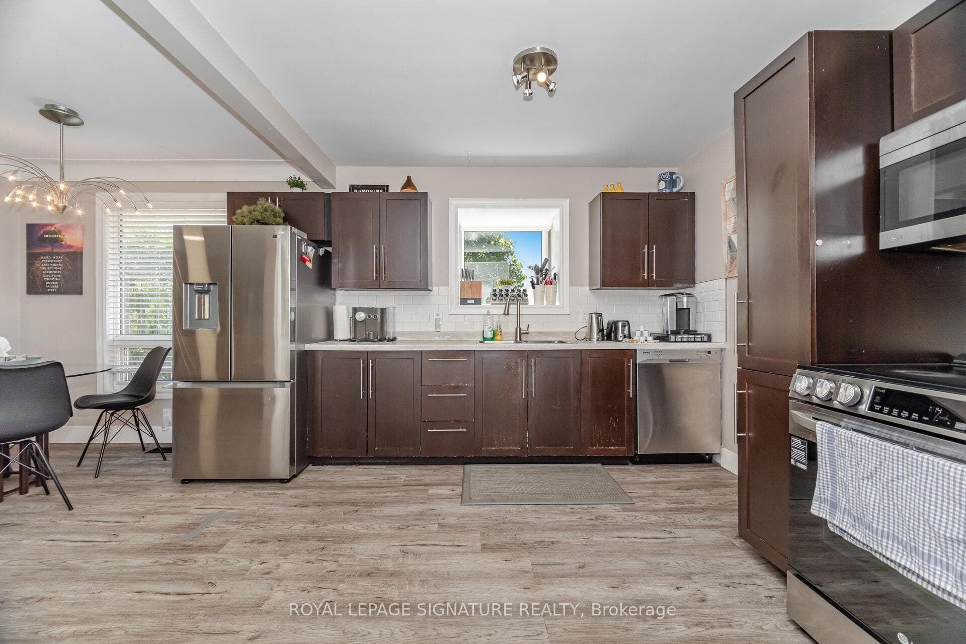 77 Fairview Road, Grimsby, ON L3M 3L6 - Photo 1