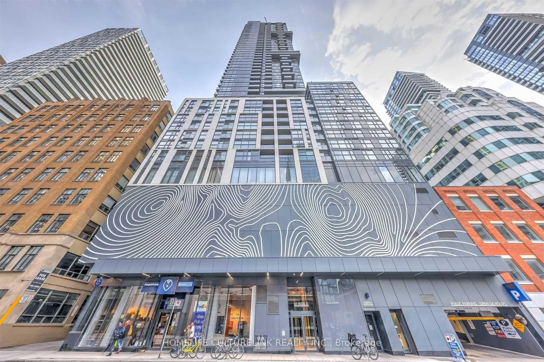 87 Peter Street Unit 1811, Toronto C01