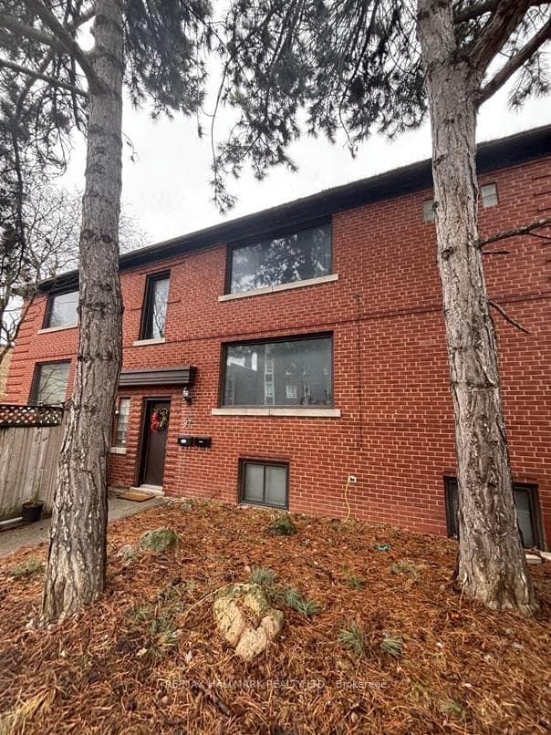 97 Oriole Parkway, Annex / Yorkville / Summerhill, ON M5P 2G7 - Photo 1