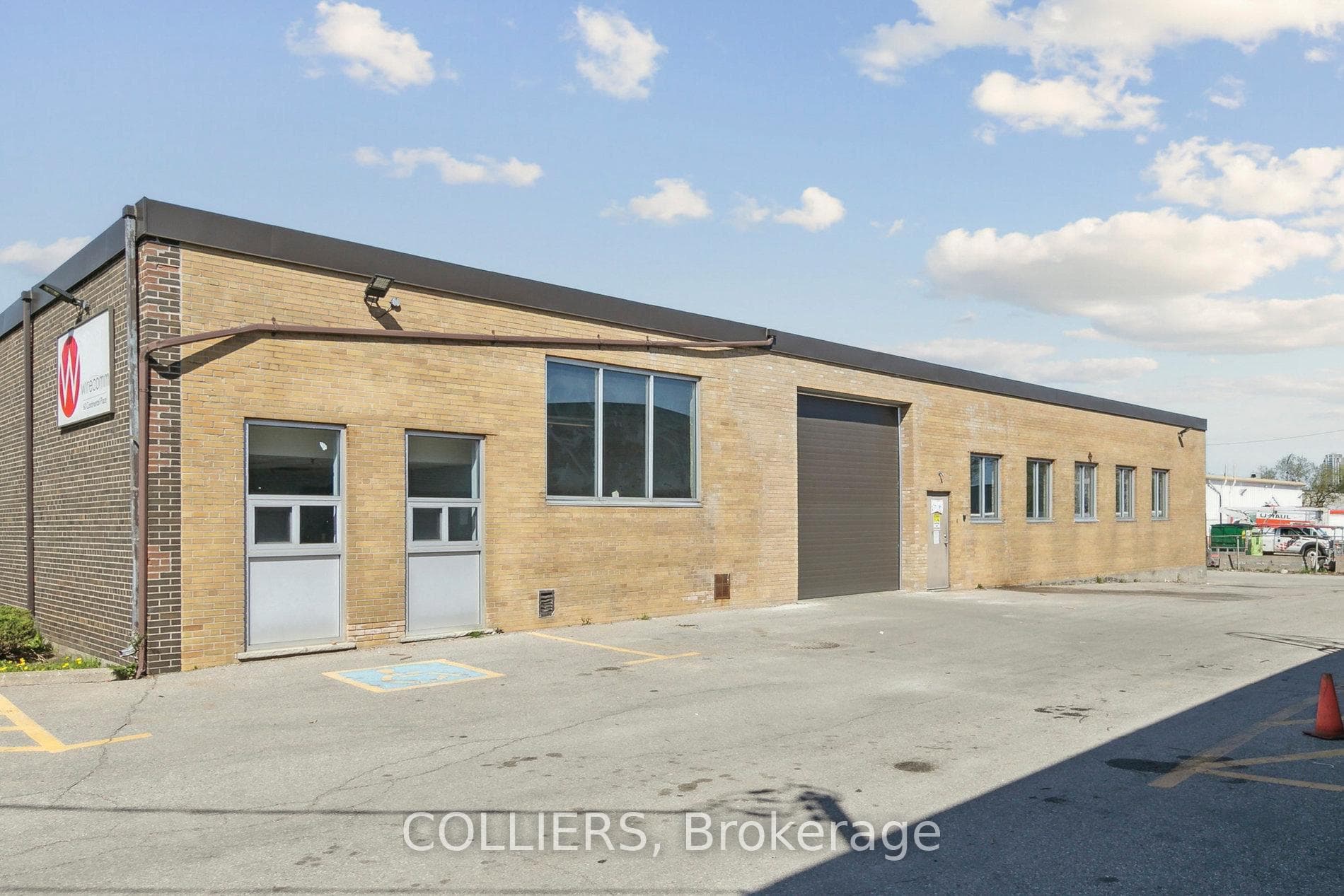 60 Continental Place, Dorset Park / Kennedy Park, ON M1R 2T4 - Photo 1