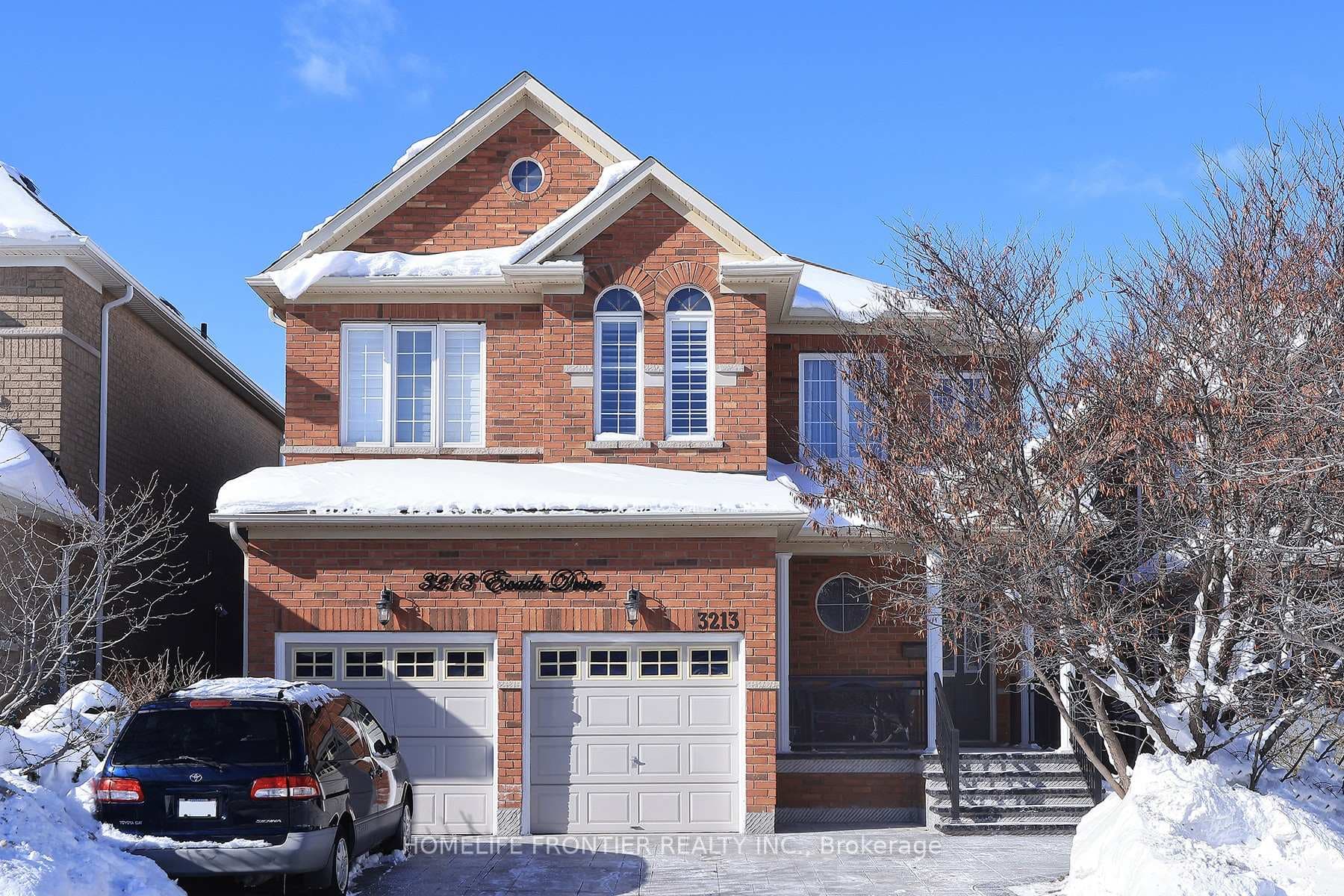 3213 Escada Drive, Mississauga, ON L5M 7V6 - Photo 1