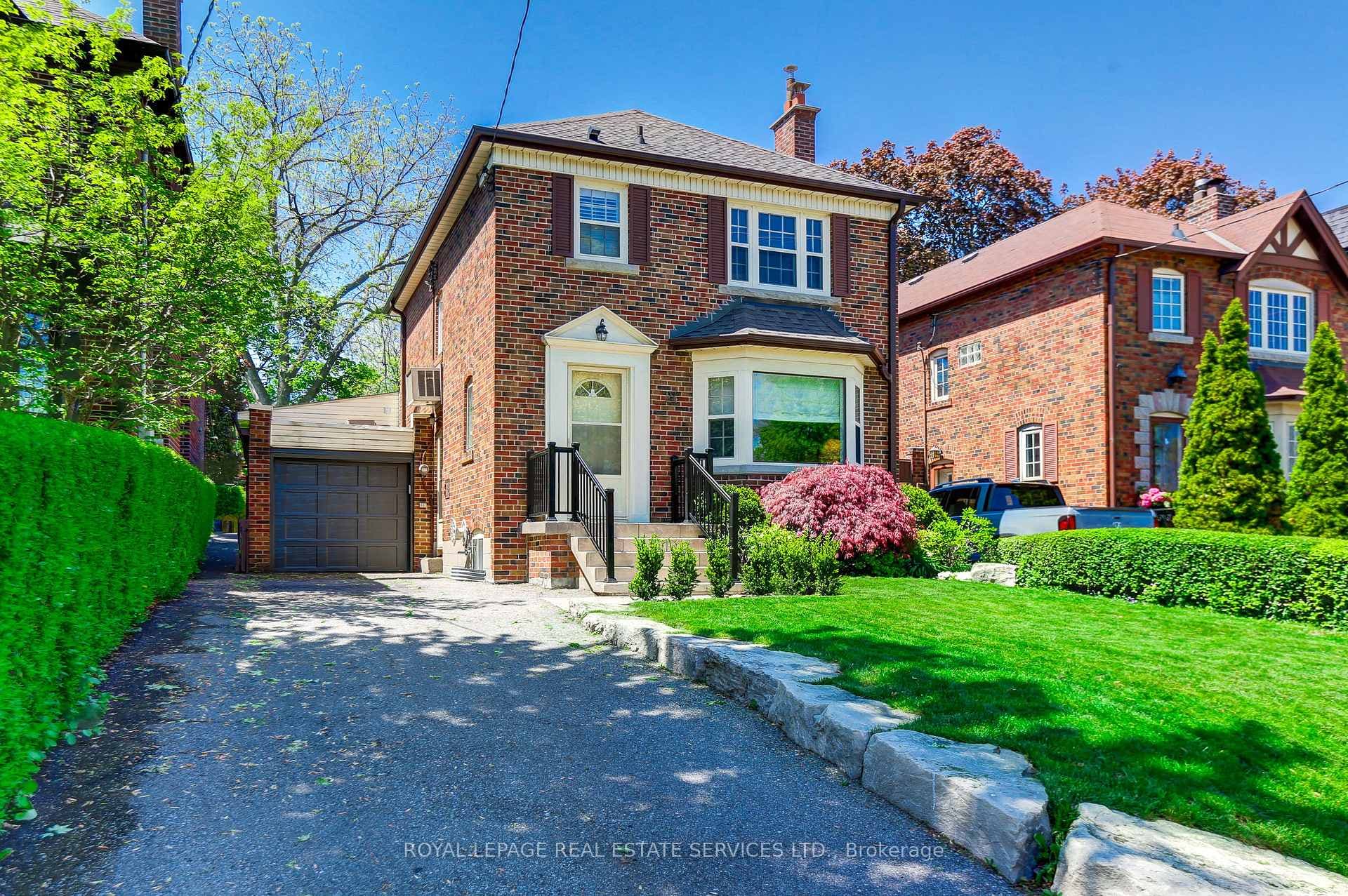 24 Tanager Avenue, Flemingdon Park / Don Mills, ON M4G 3R1 - Photo 1